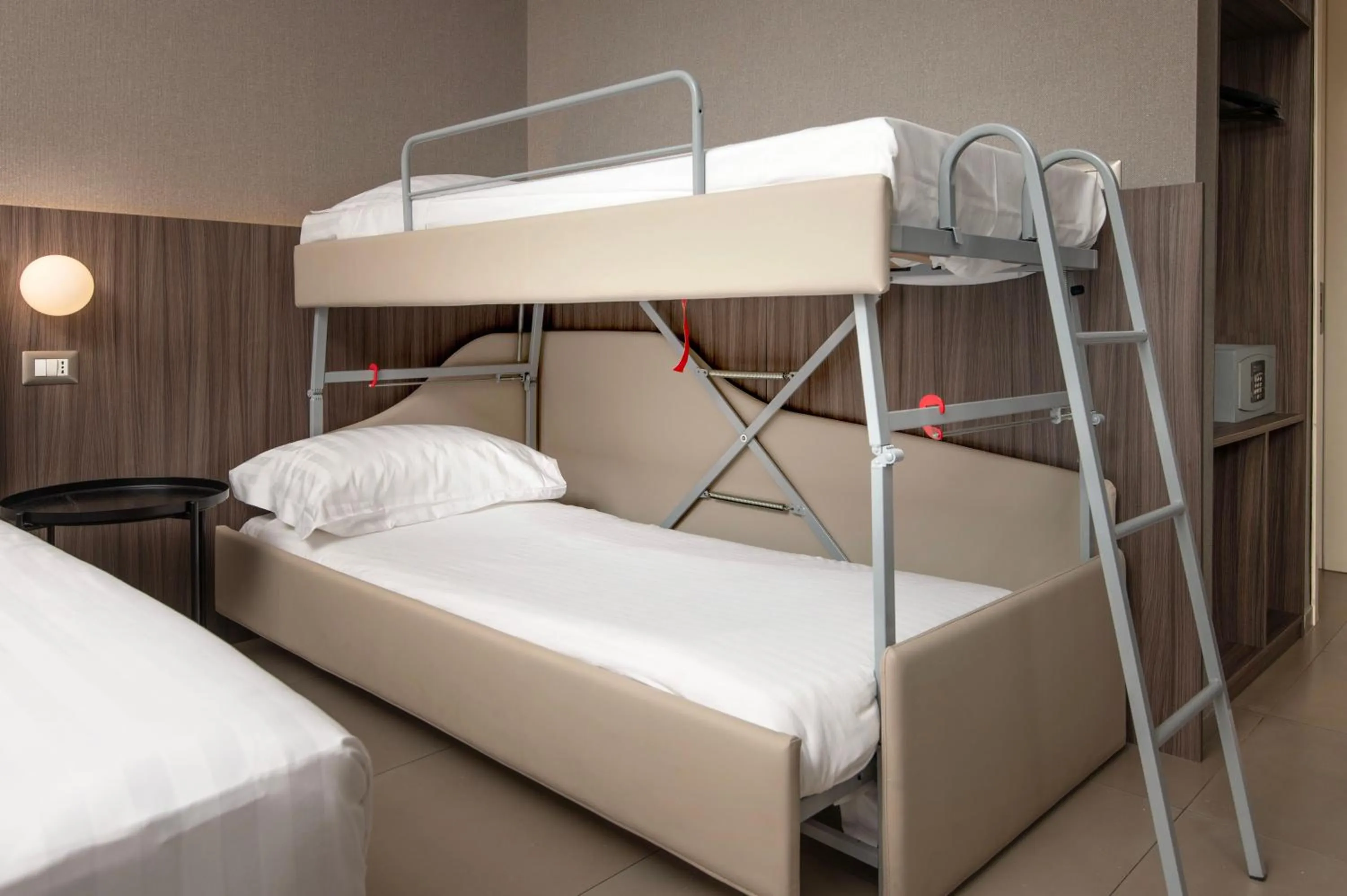 Bedroom, Bed in Hotel Europa