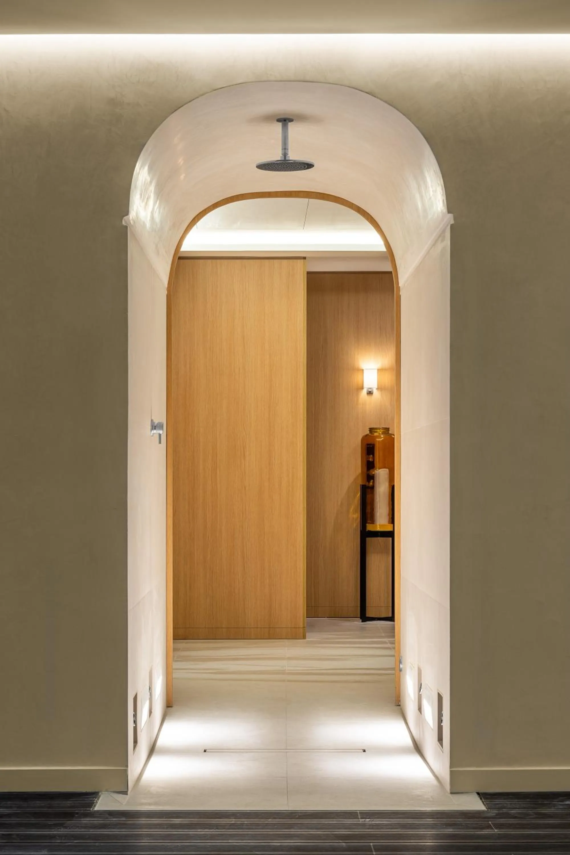 Spa and wellness centre/facilities in Black Door