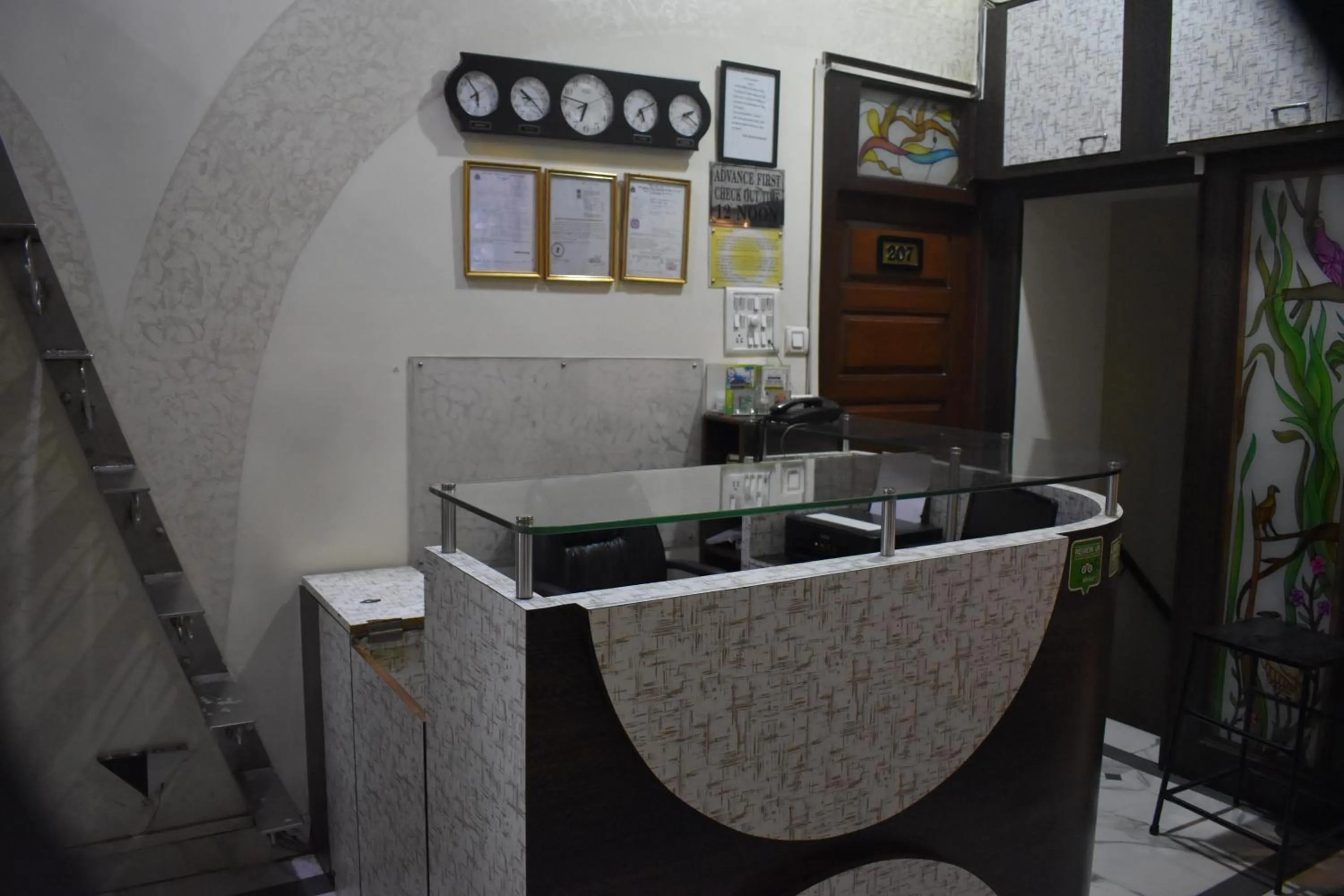 Lobby or reception in Hotel Sea View - Near Taj Hotel