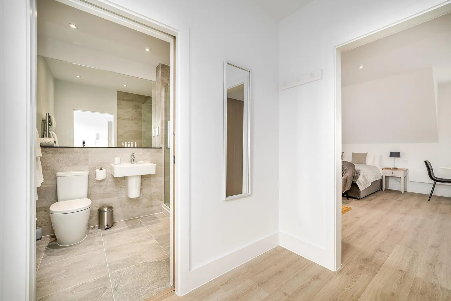 Bathroom in Citystay Living - Finch House