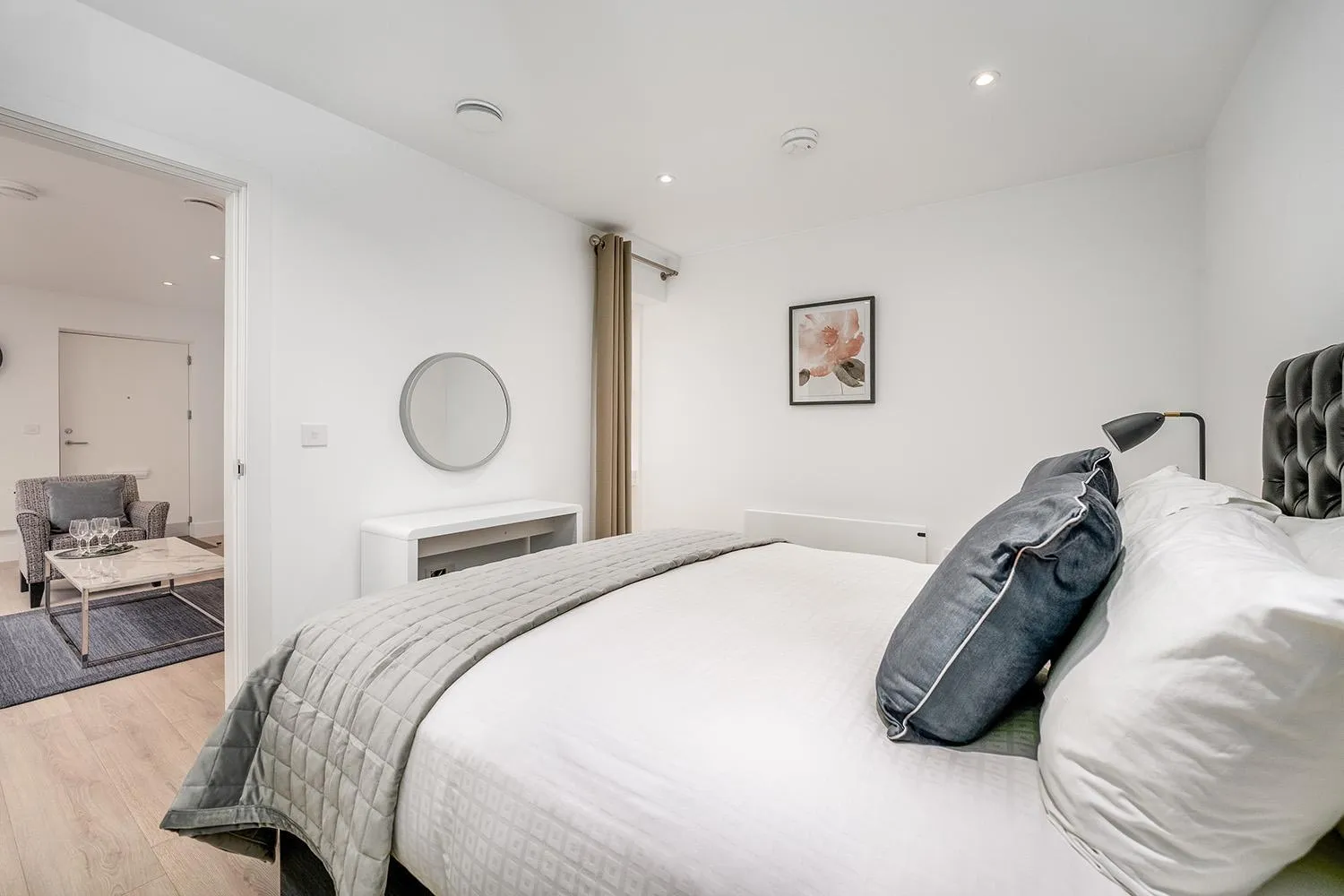 Bed in Citystay Living - Finch House