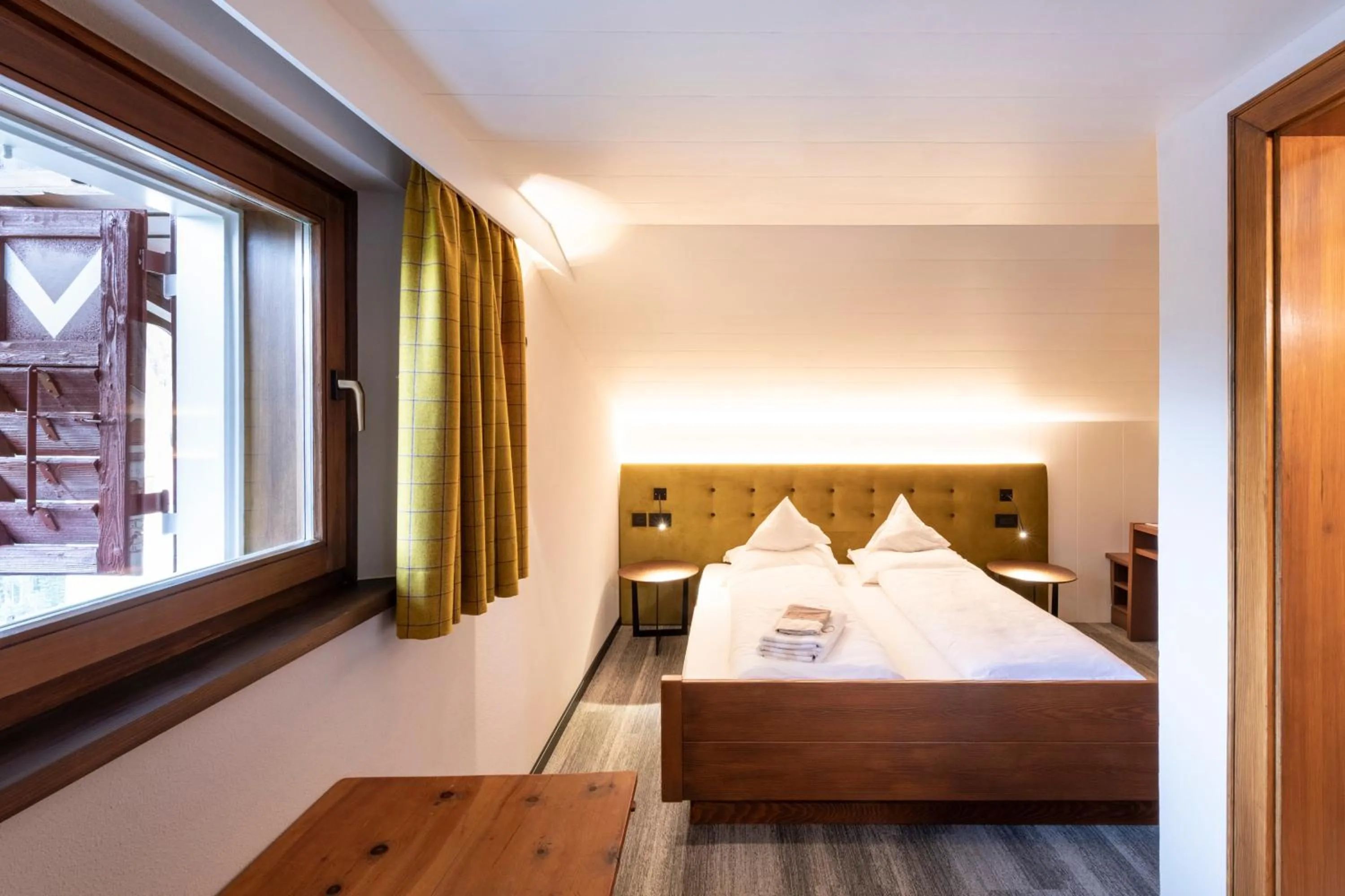 Bedroom, Bed in Hotel Platz