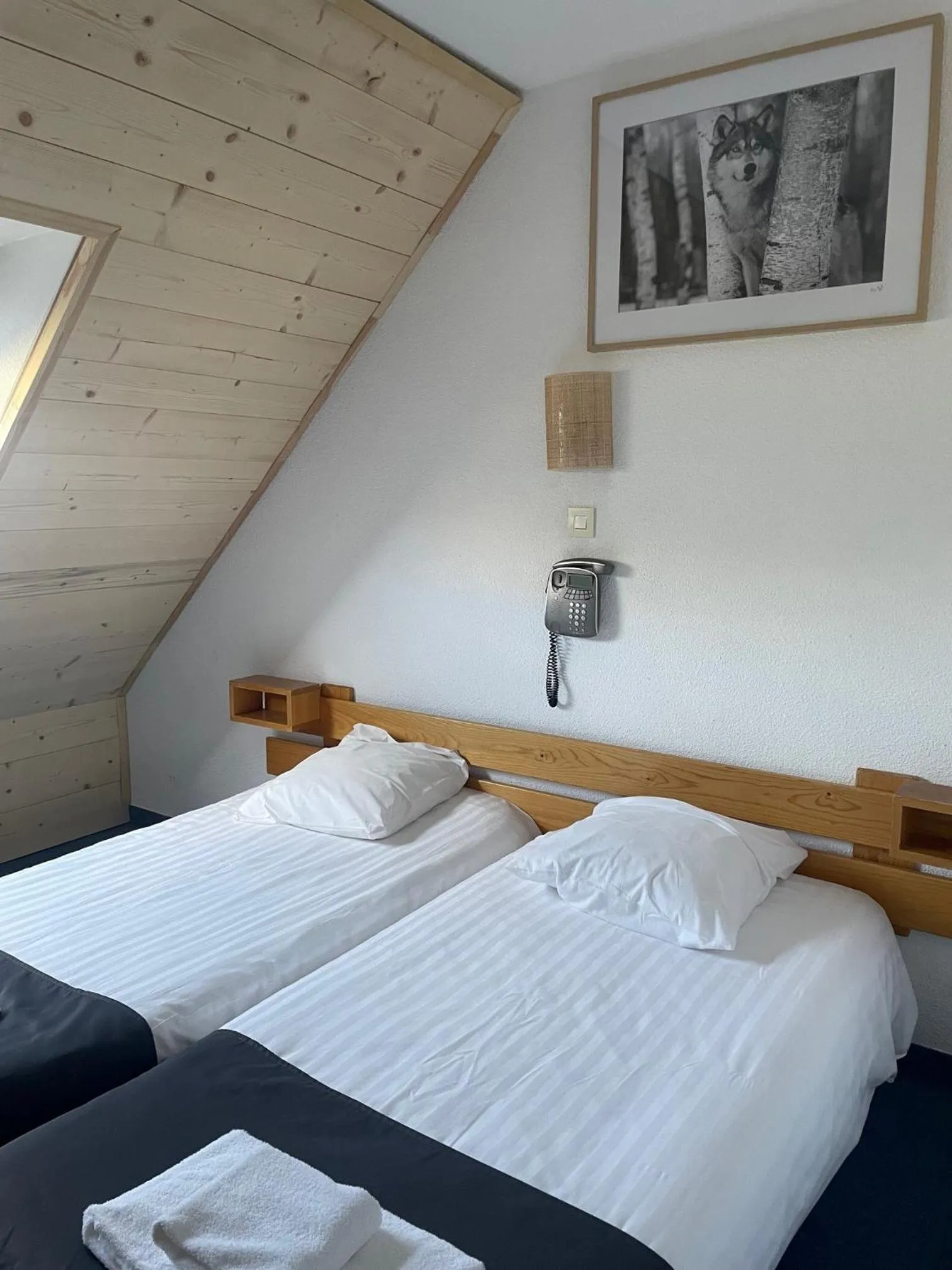 Bedroom, Bed in Le Balcon des Ecrins