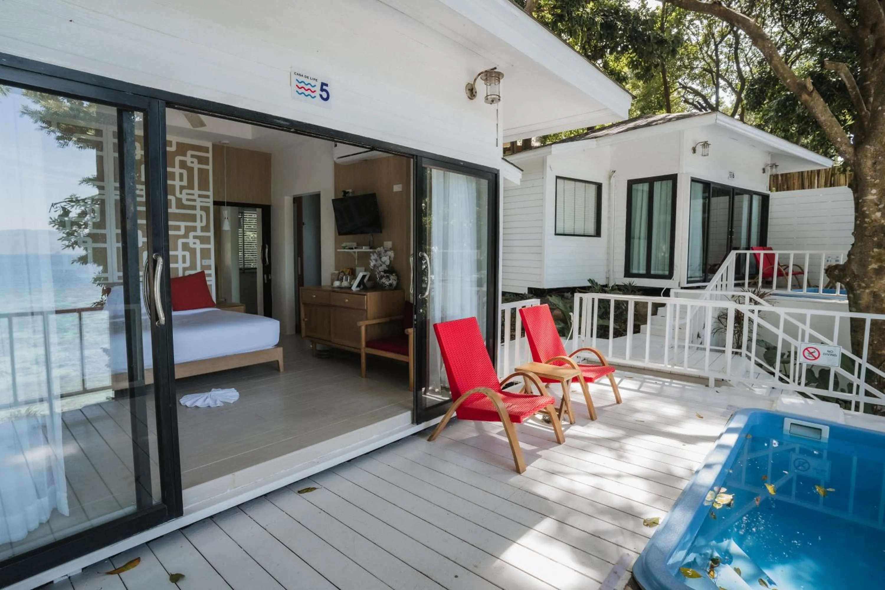 Property building in Casa De Lipe