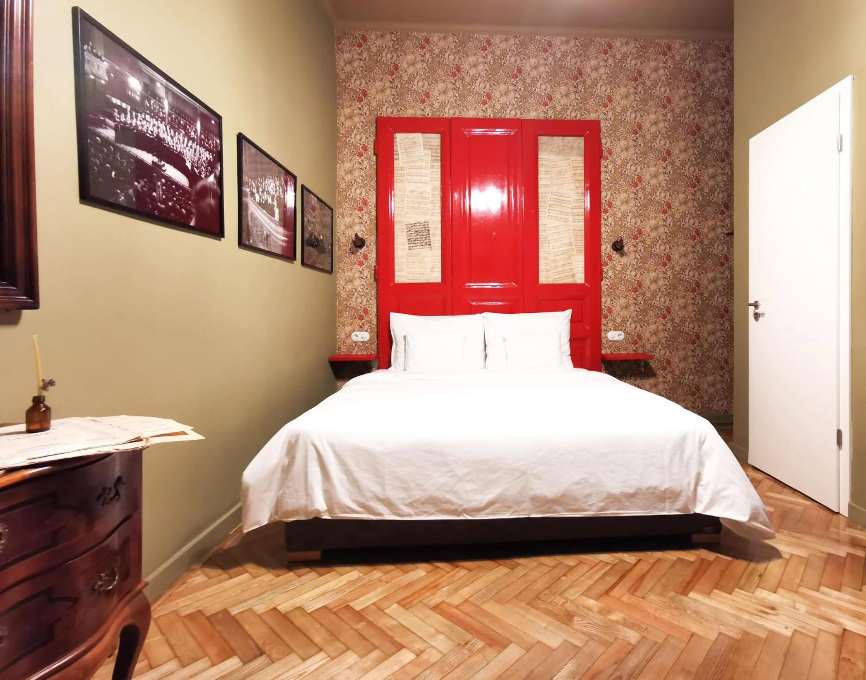 Bedroom, Bed in Metropolis Budapest Boutique Hotel