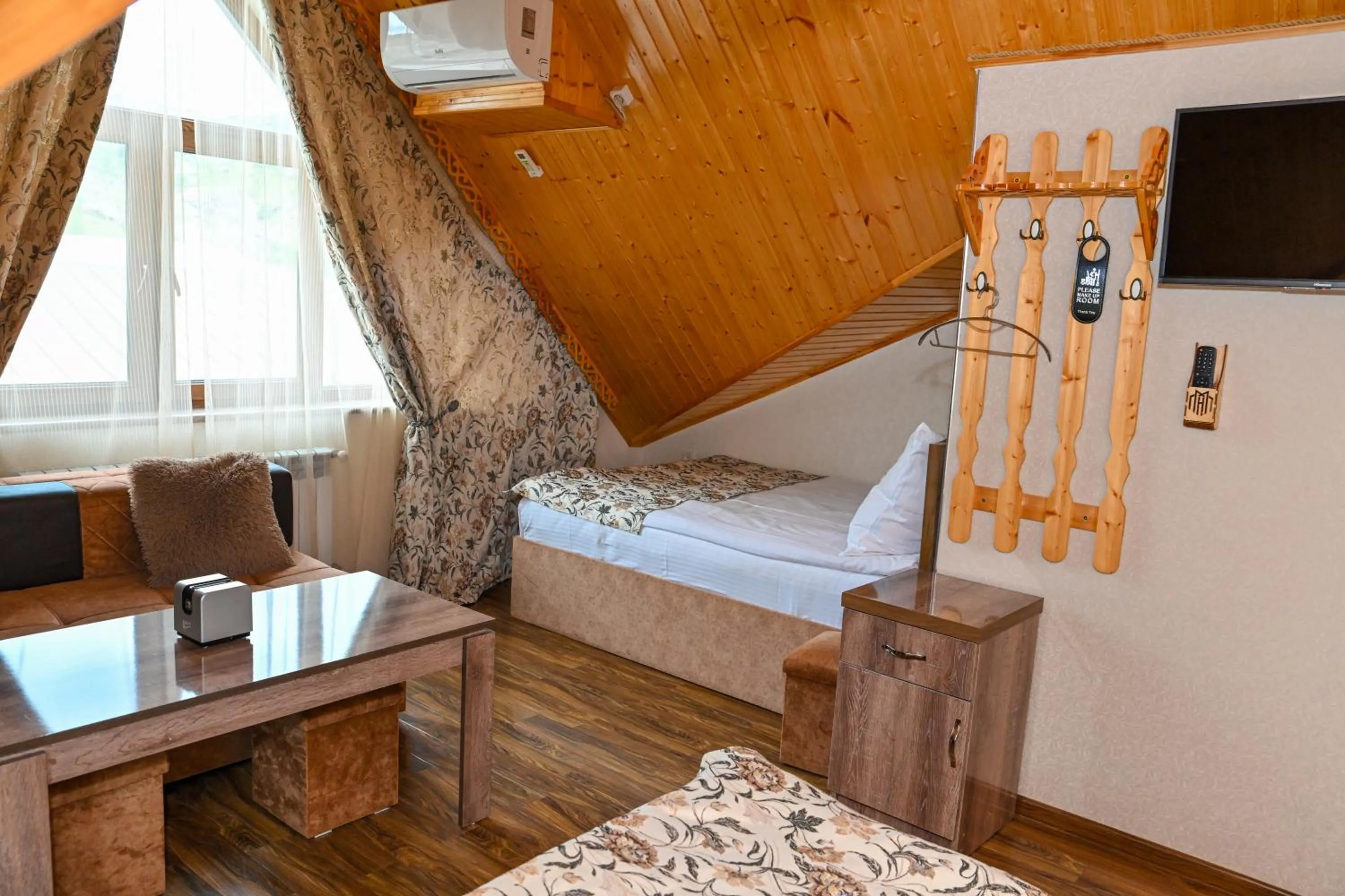 Bed in Har-Mar Hotel