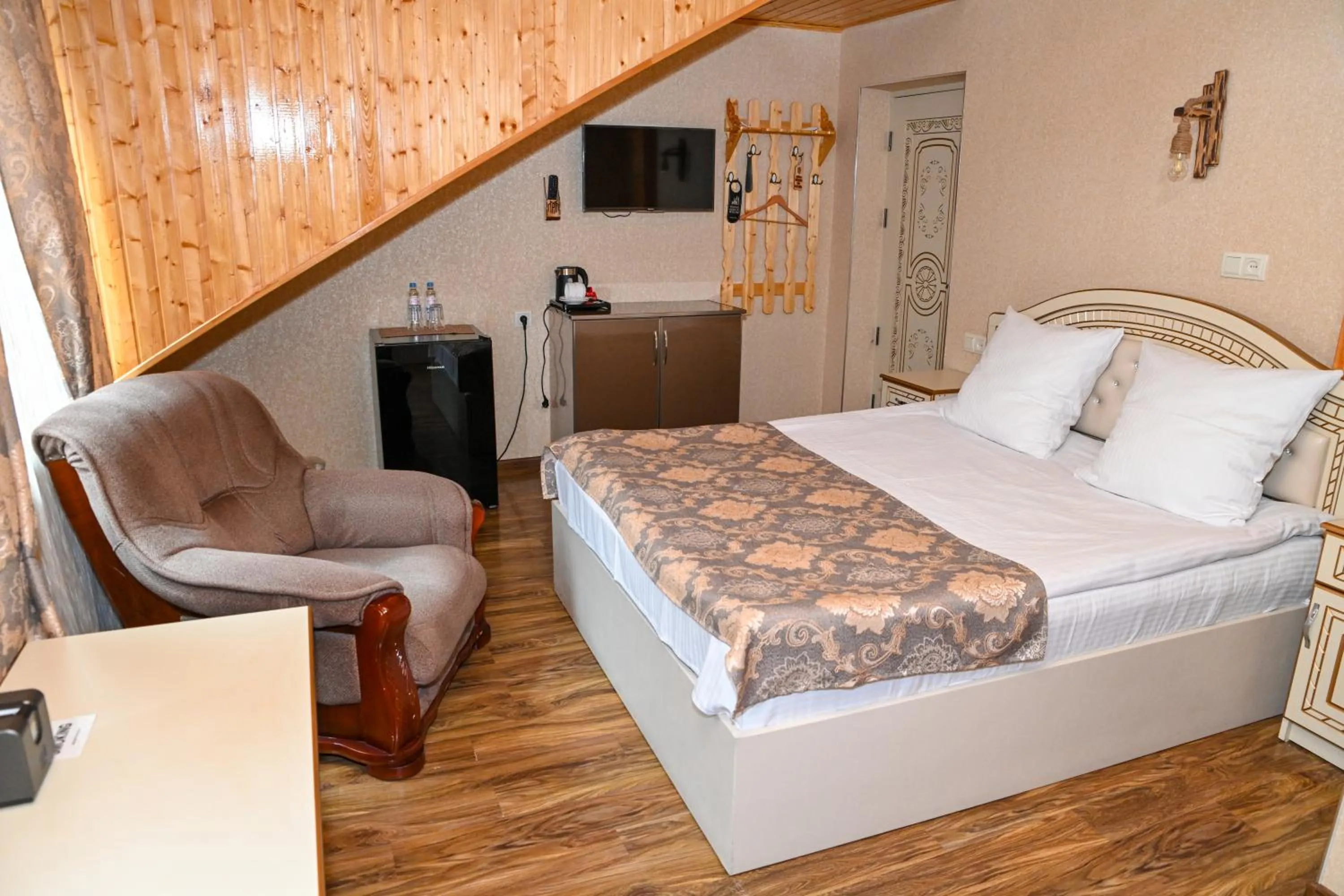 Bed in Har-Mar Hotel