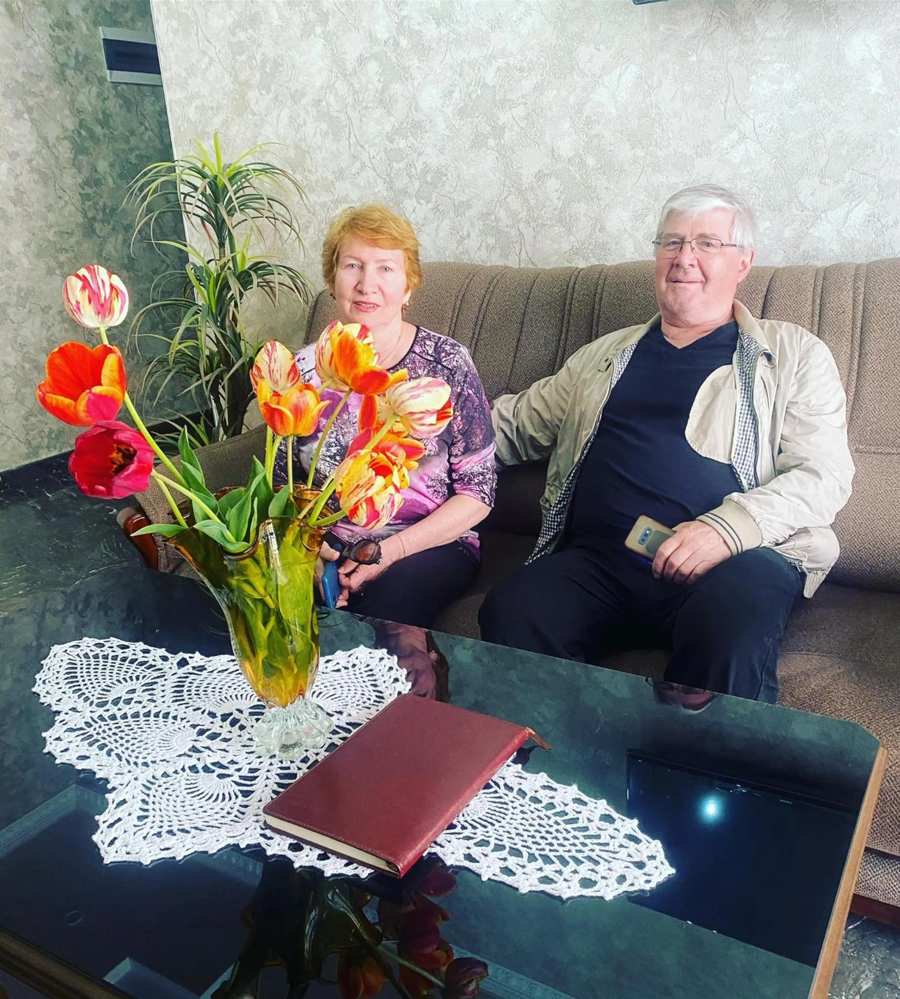 People in Har-Mar Hotel