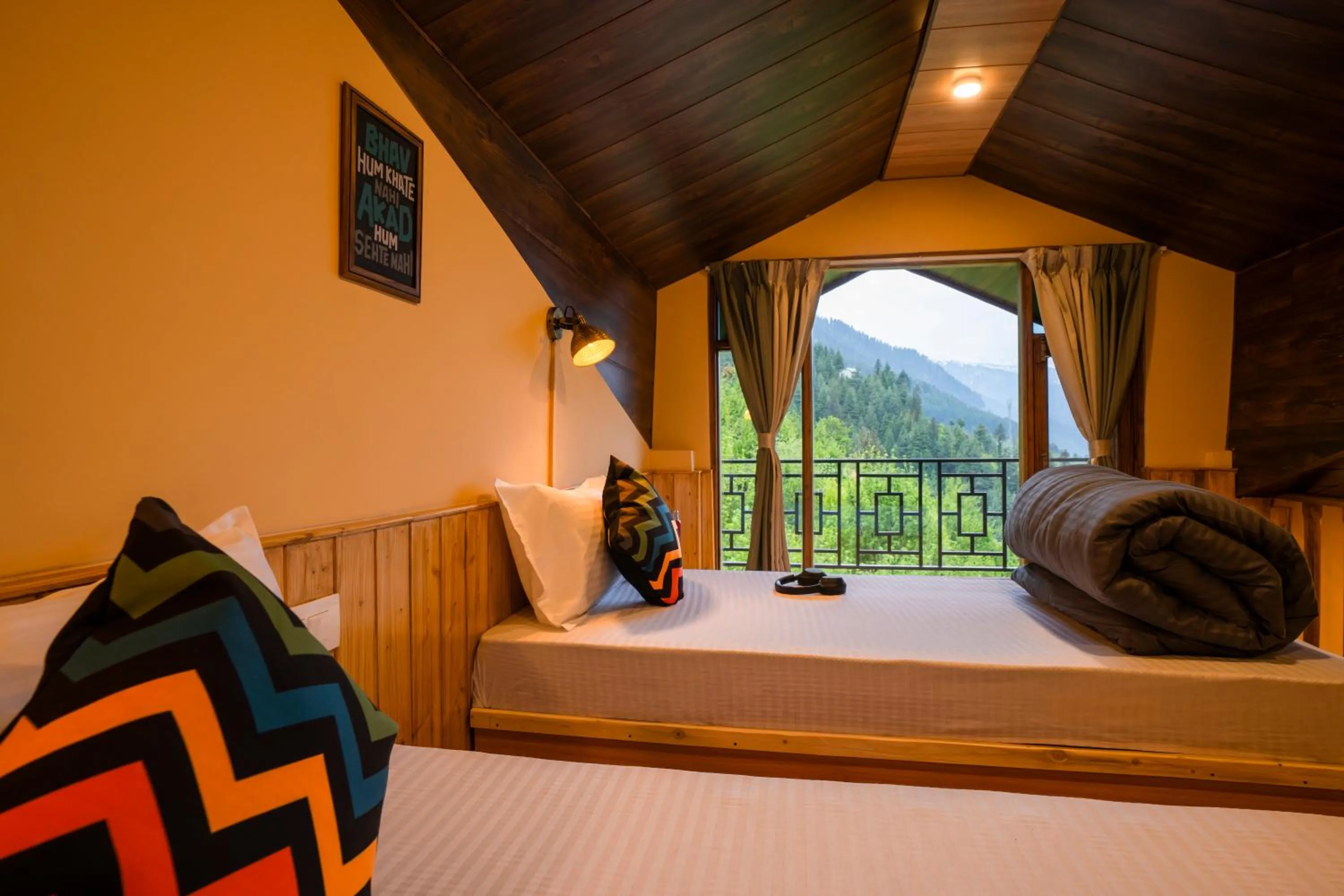 Bed in Zostel Manali, Vashisht