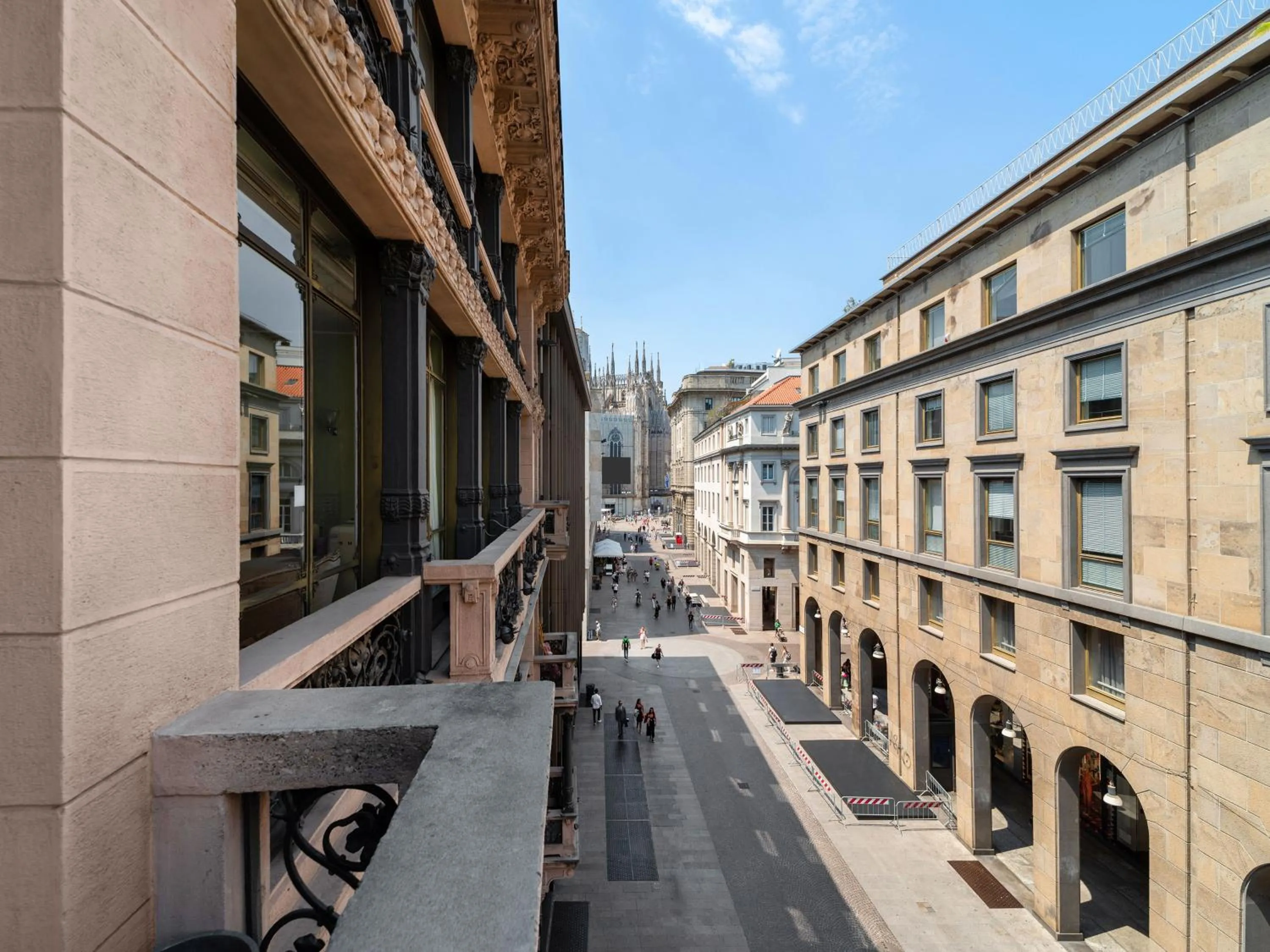 City view in Milan Adore