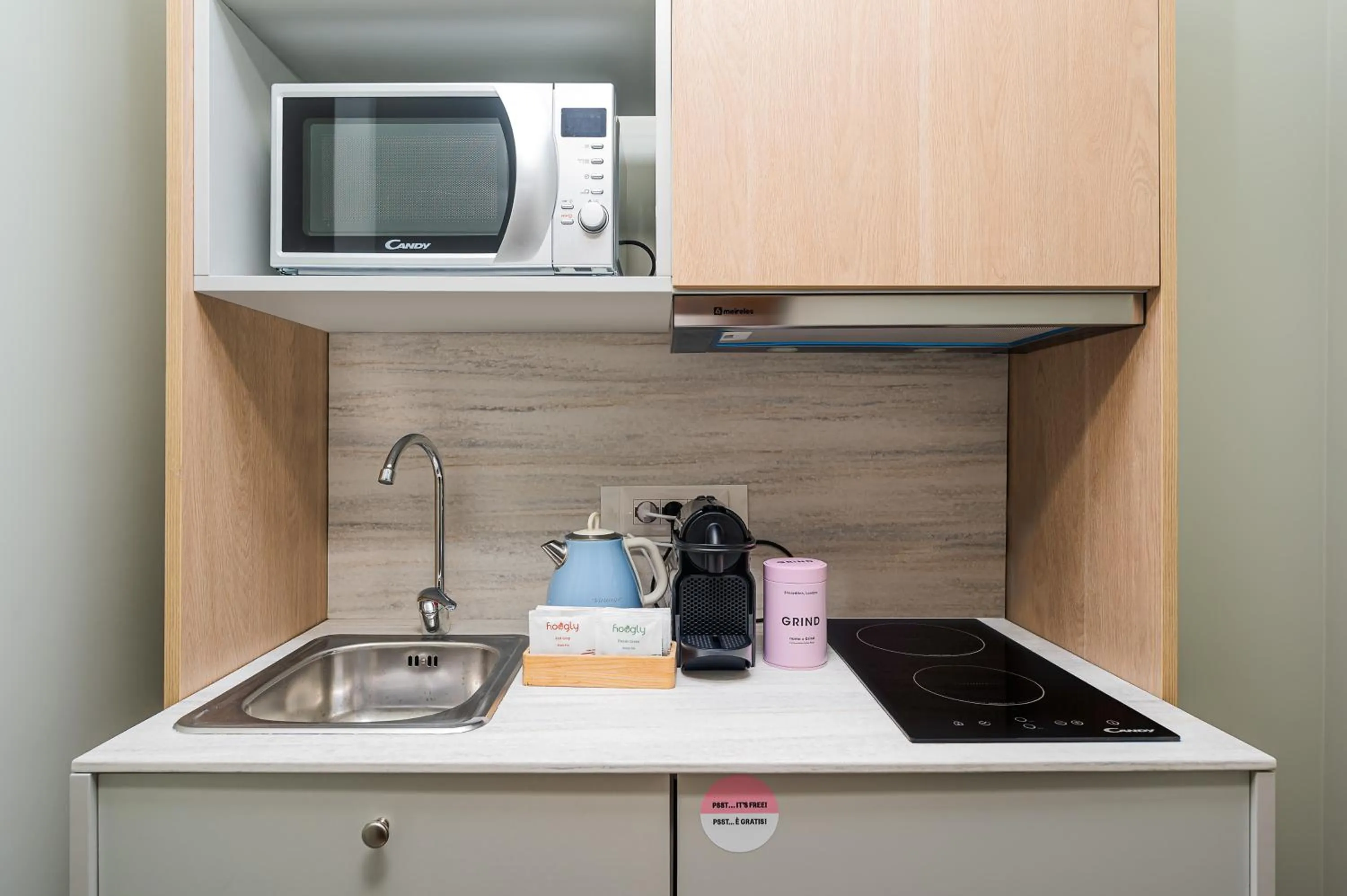 Kitchen or kitchenette in Milan Adore