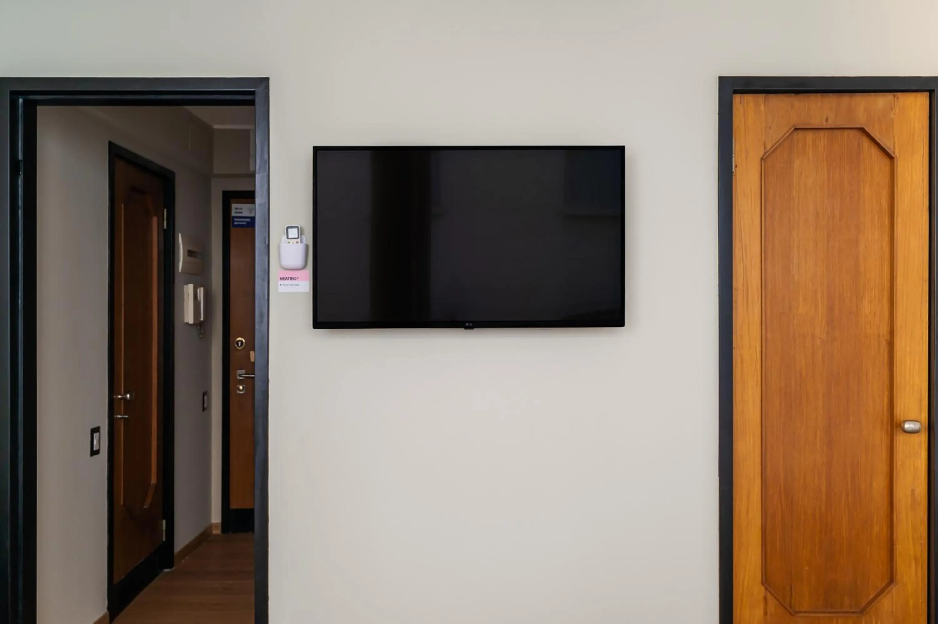 Property building in Milan Adore