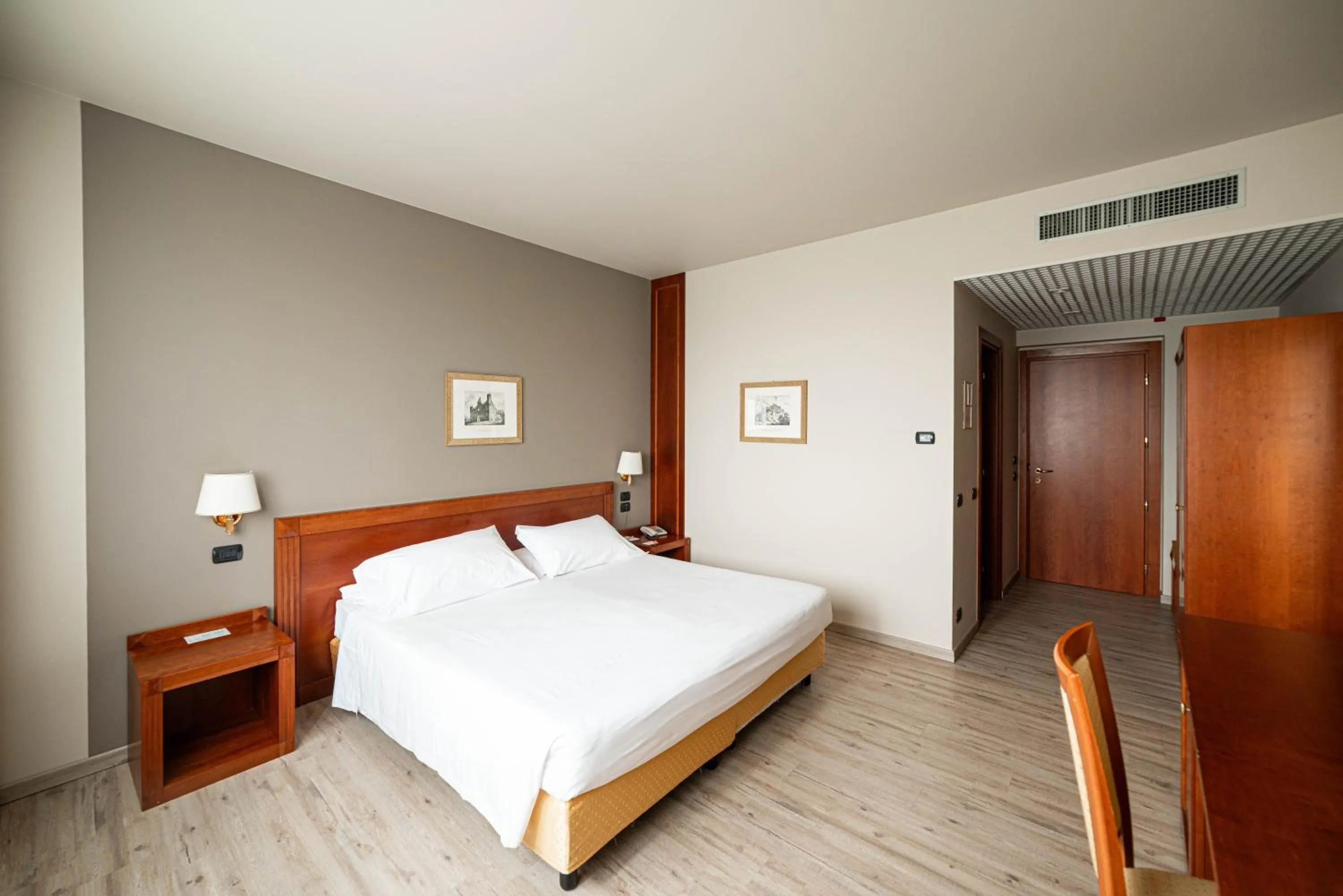 Bedroom, Bed in Phi Hotel Cavalieri