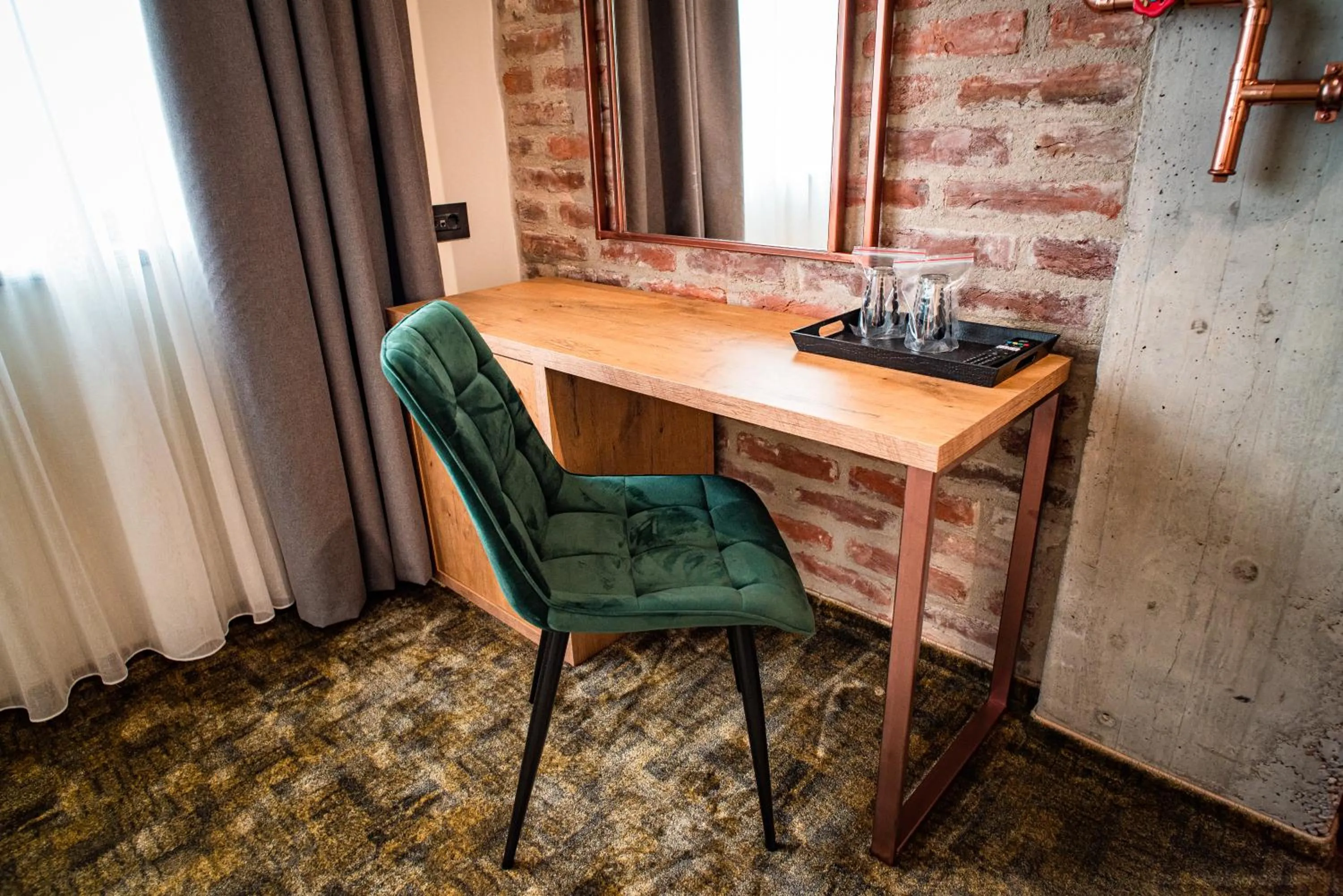 Dining area in Mustang Boutique Rooms