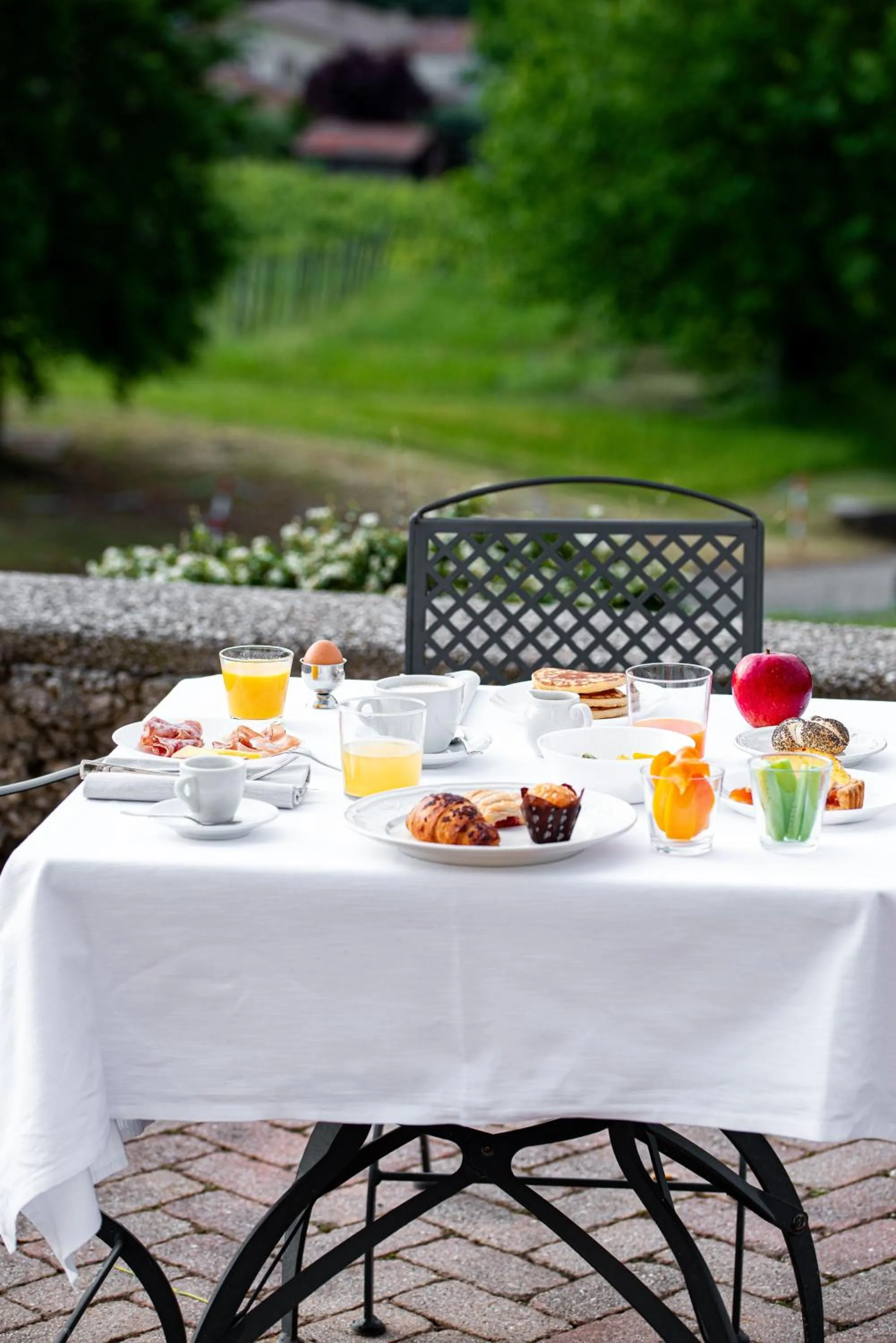 Breakfast in Phi Hotel Astoria