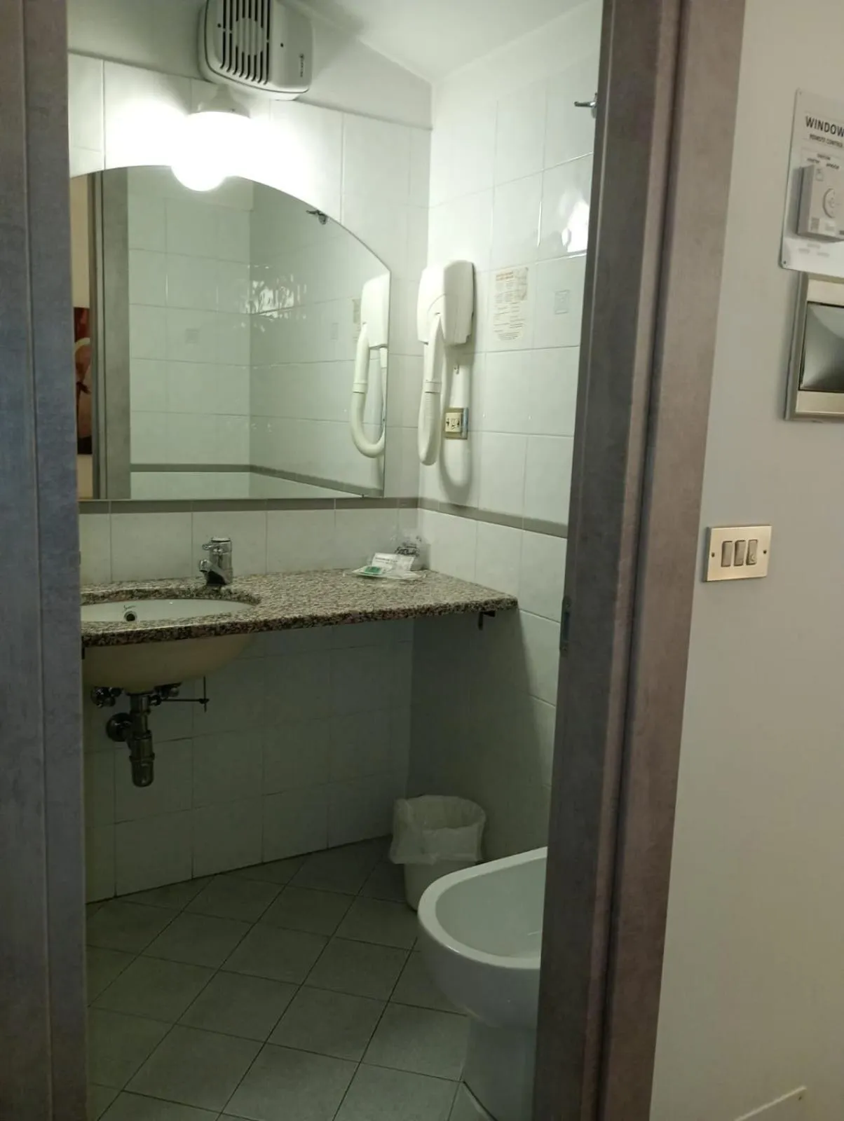 Bathroom in Hotel Des Alpes