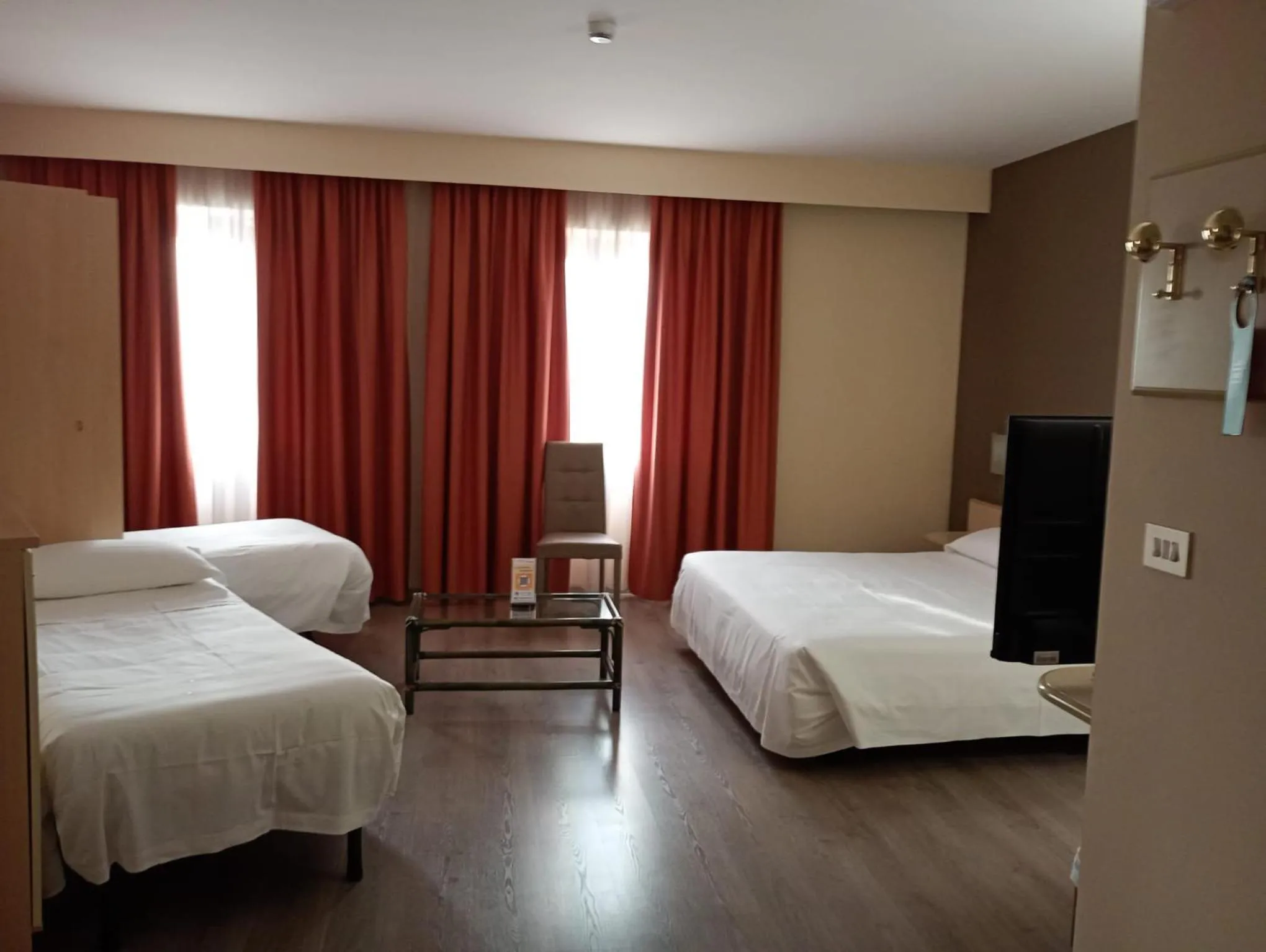 Bed in Hotel Des Alpes