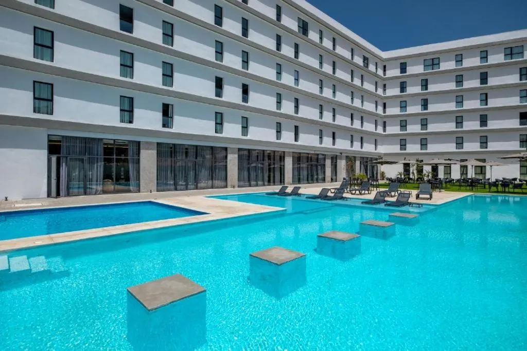 Pool view in Occidental Tanger