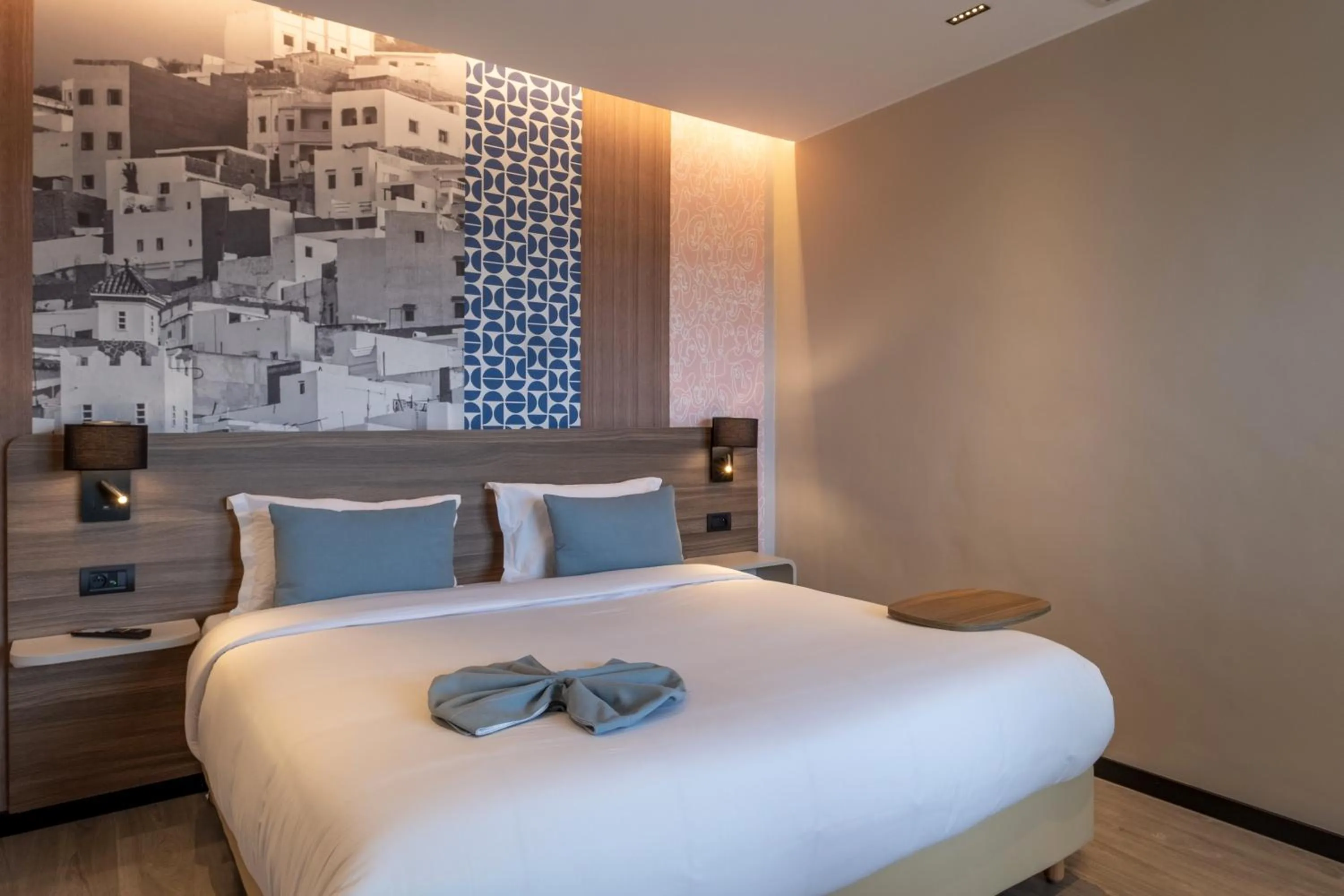 Bedroom, Bed in Occidental Tanger