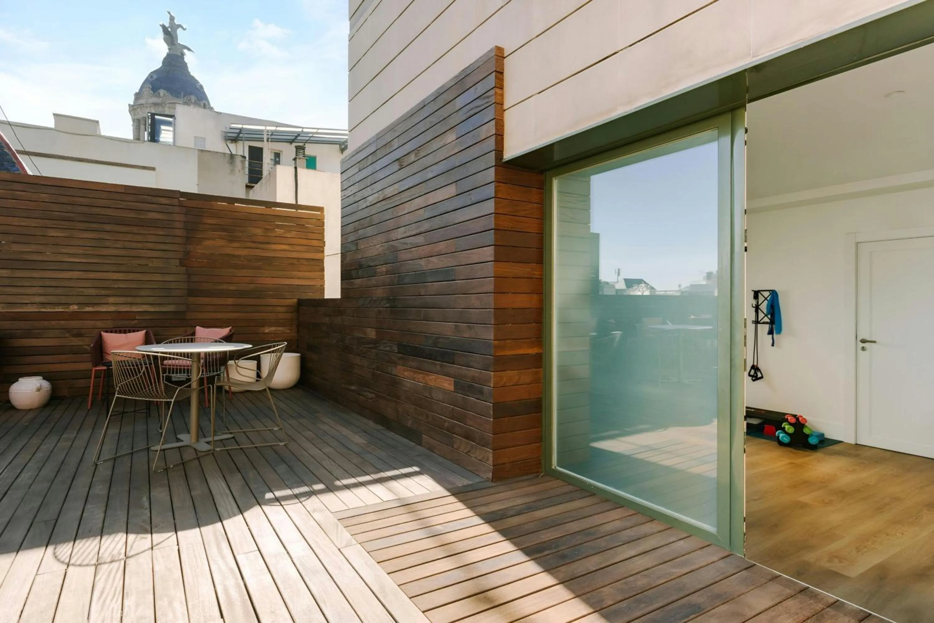 Fitness centre/facilities in Paseo de Gracia Hotel, Sonder by Marriott Bonvoy