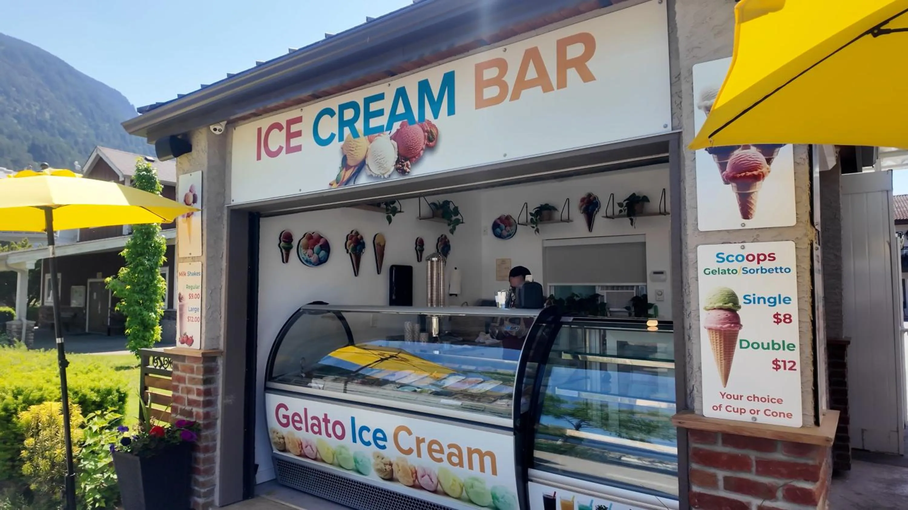 Harrison Grand Motel