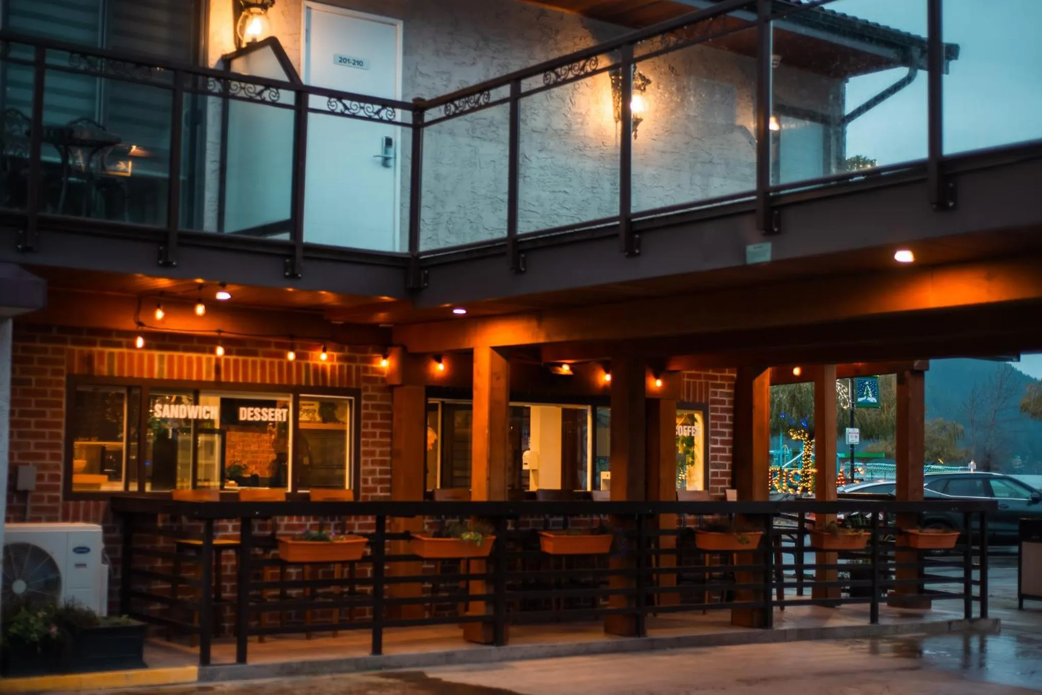 Restaurant/places to eat in Harrison Grand Motel