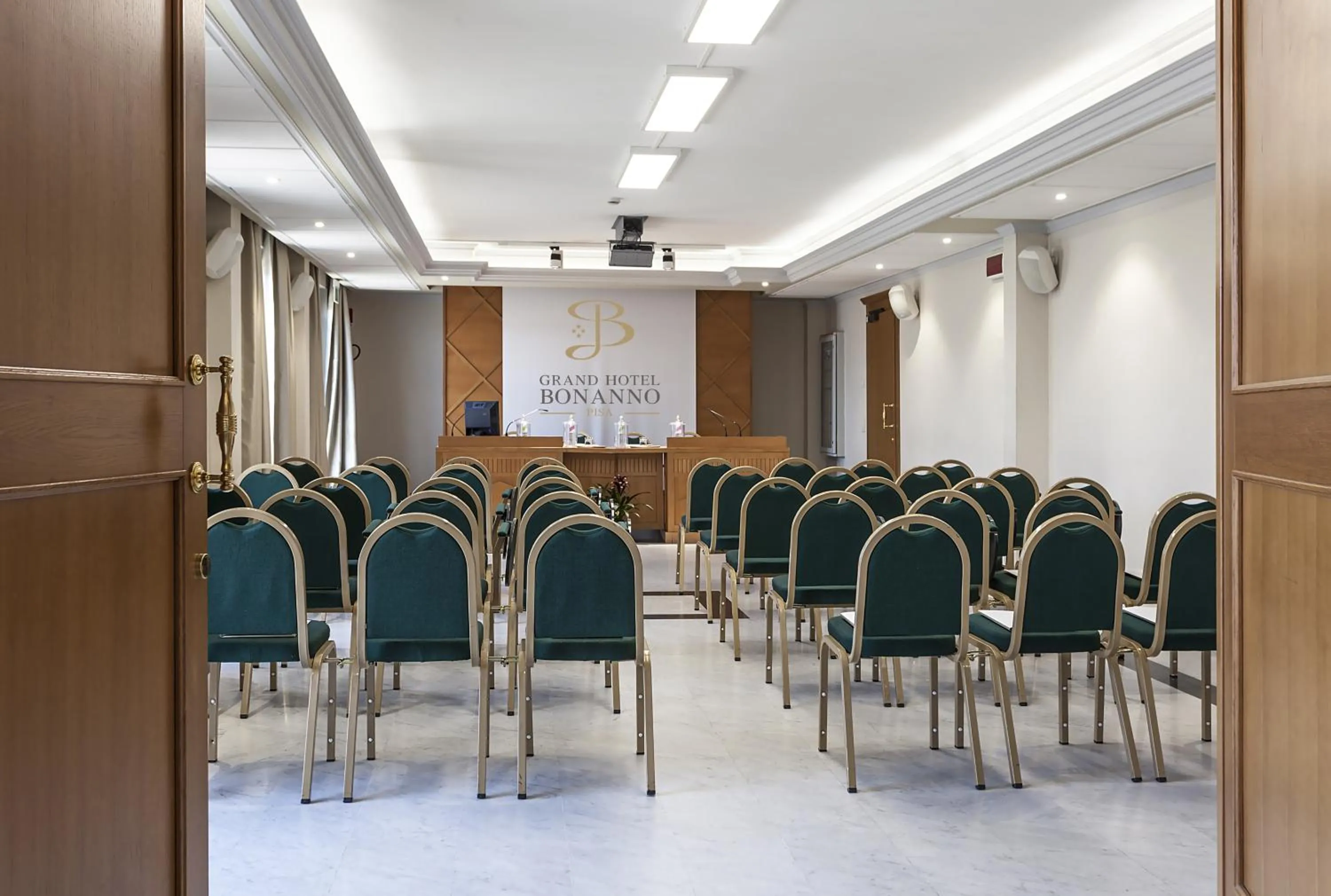 Business facilities in Grand Hotel Bonanno