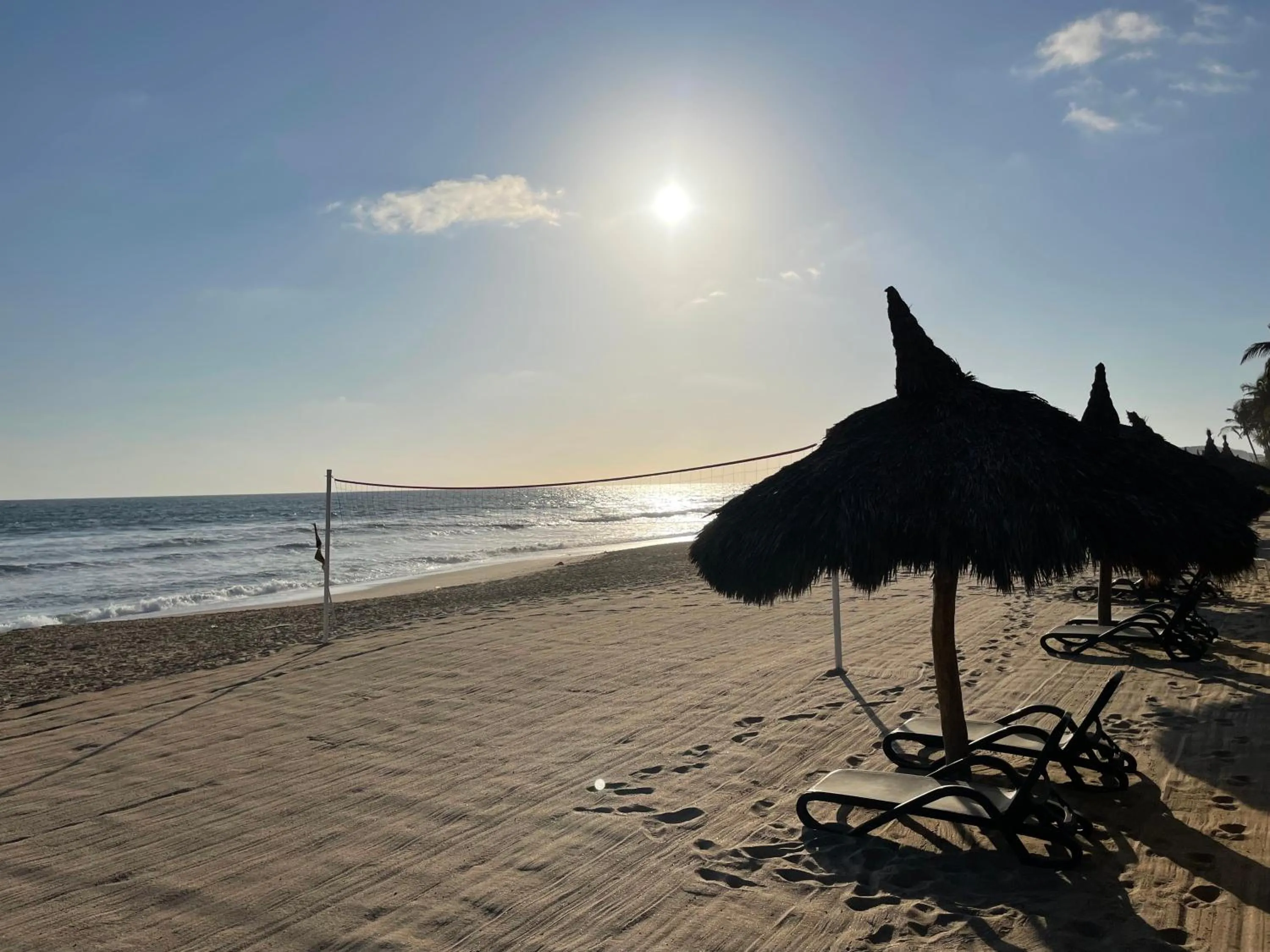 Day in Quintas Del Mar II condominio con vista al mar