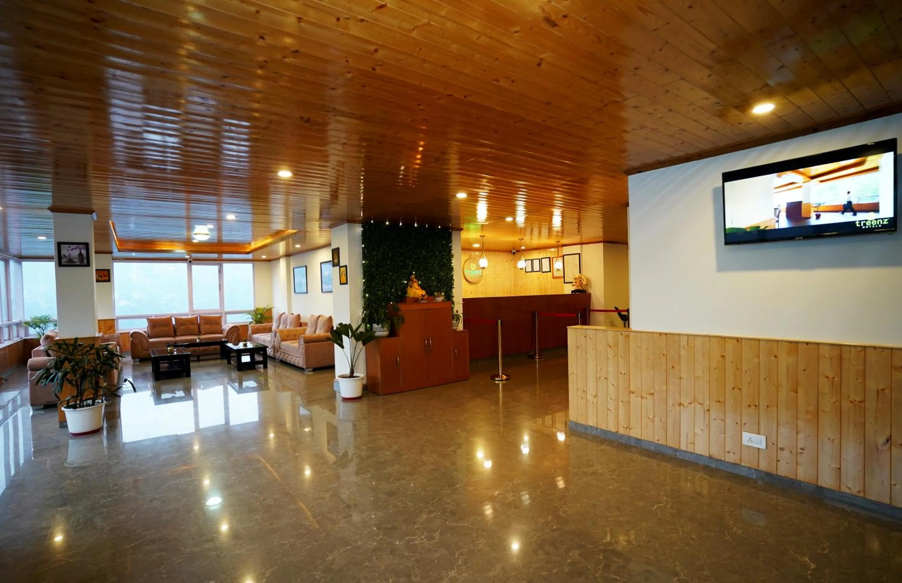 Lobby or reception in Treenz Hotel