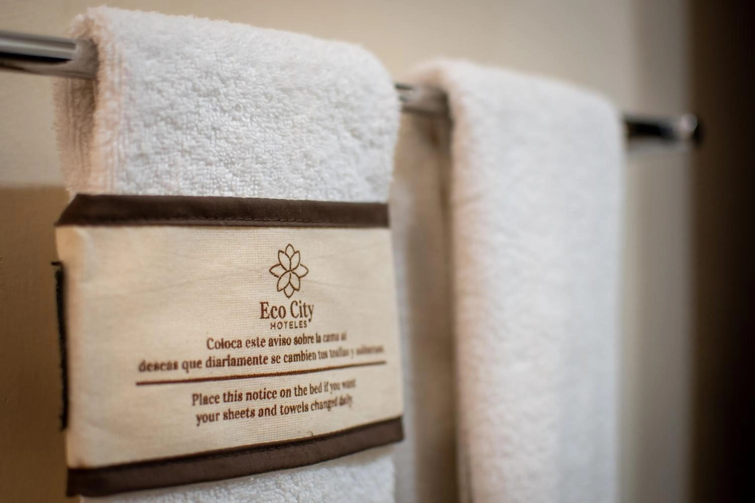 Logo/Certificate/Sign in Eco City Hoteles