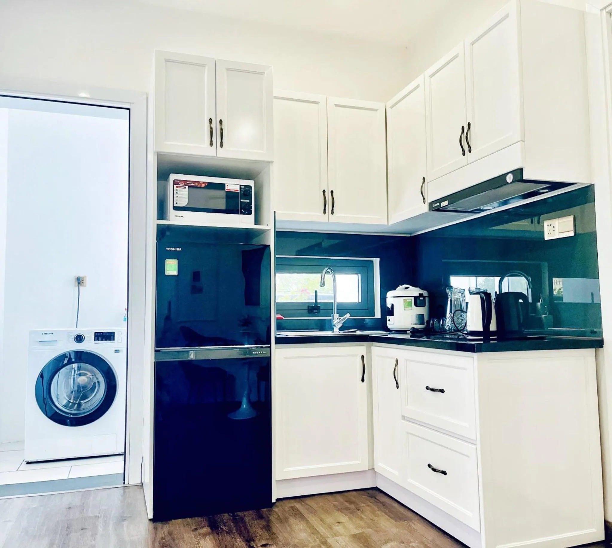 stove in Amy Hotel And Apartment Hue