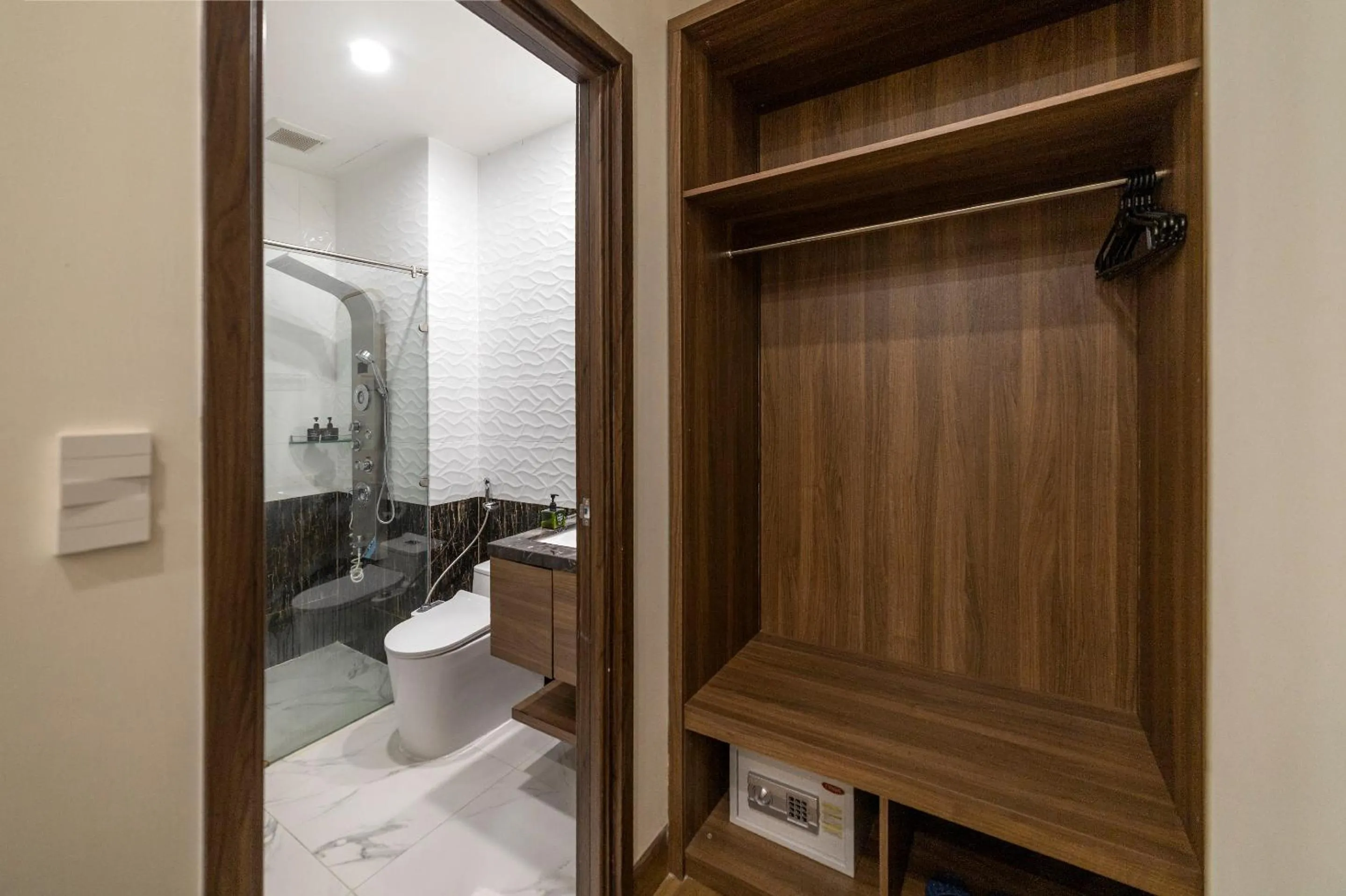 Toilet in TALA Dalat Hotel