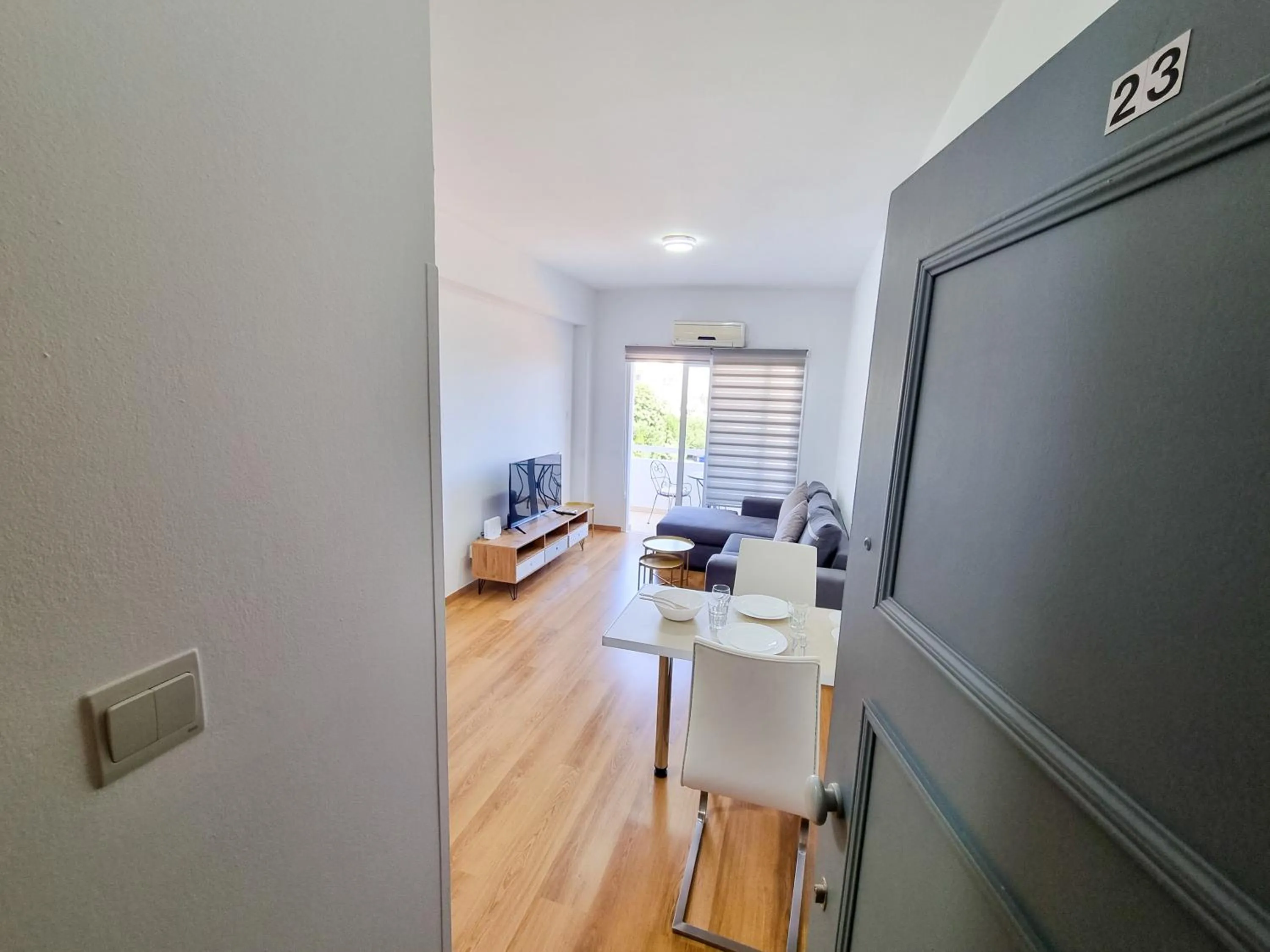 Facade/entrance in Springfield Park Apartment