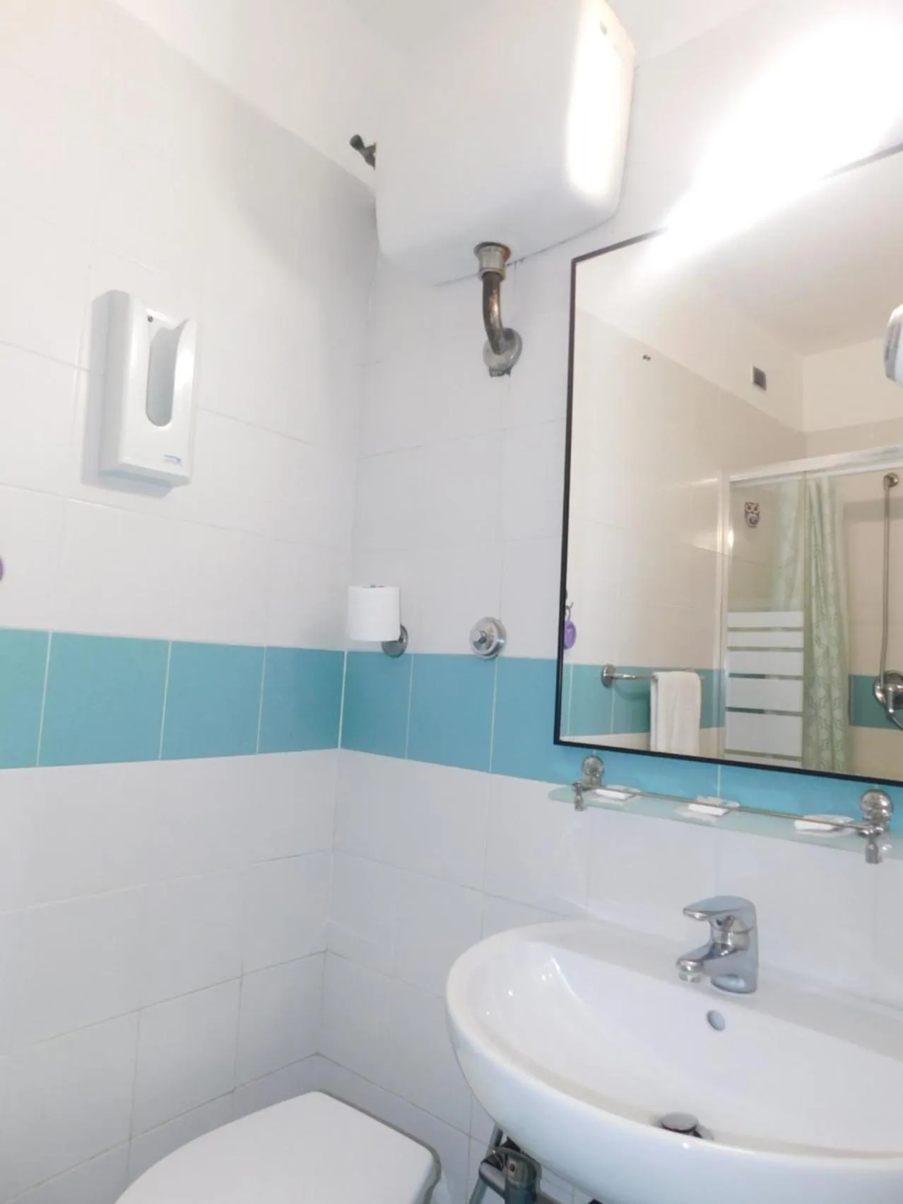 Bathroom in PICCOLO HOTEL Nel Centro Storico di Firenze