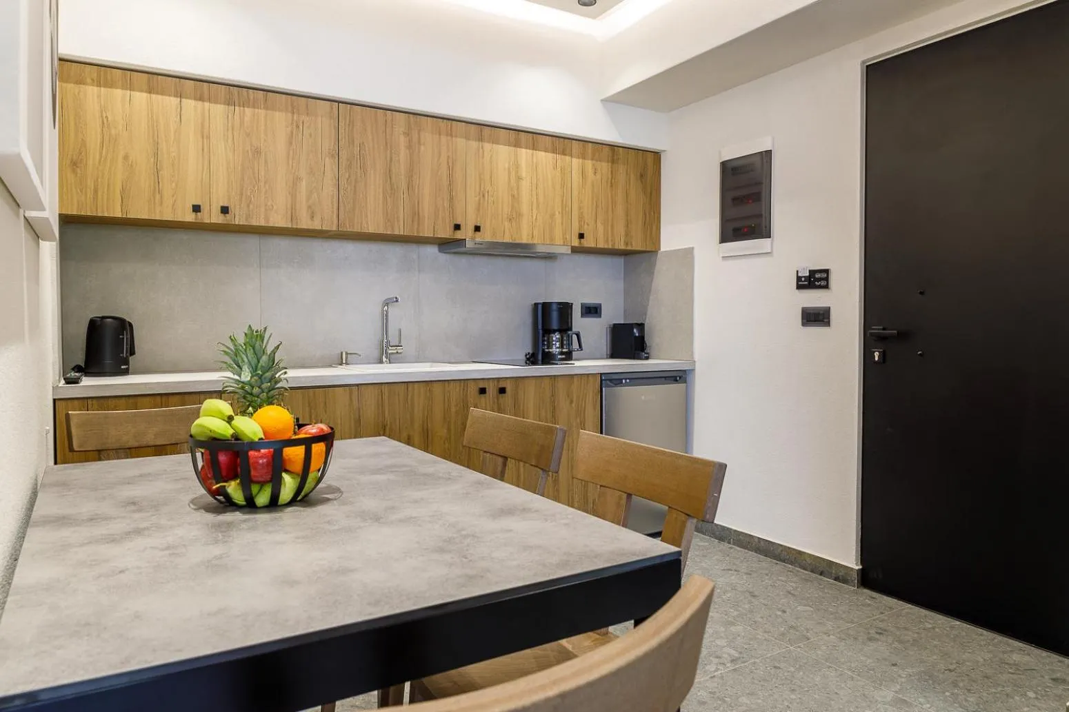 Kitchen or kitchenette in Utopia Luxury Suites