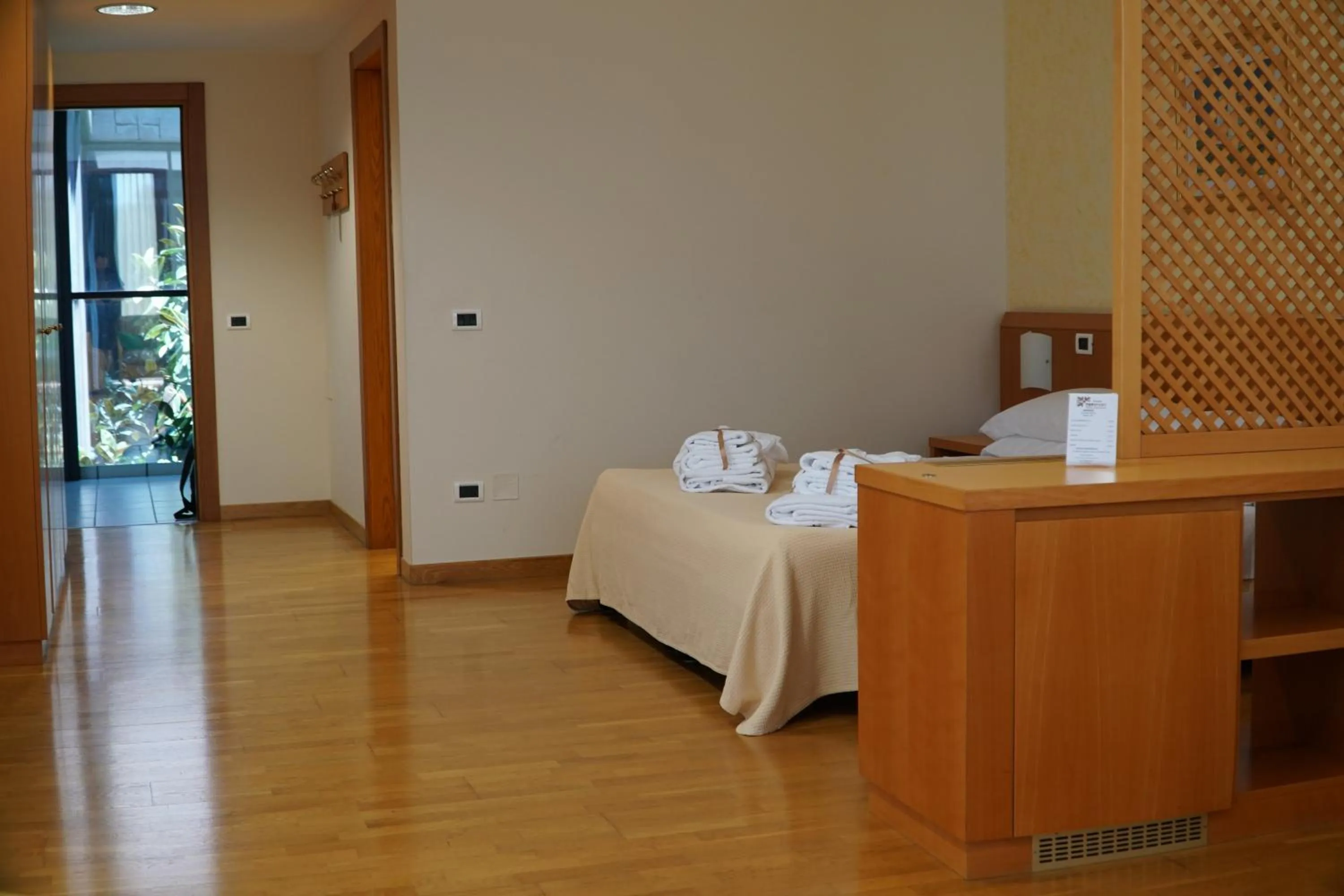 Bedroom, Bed in Tursport