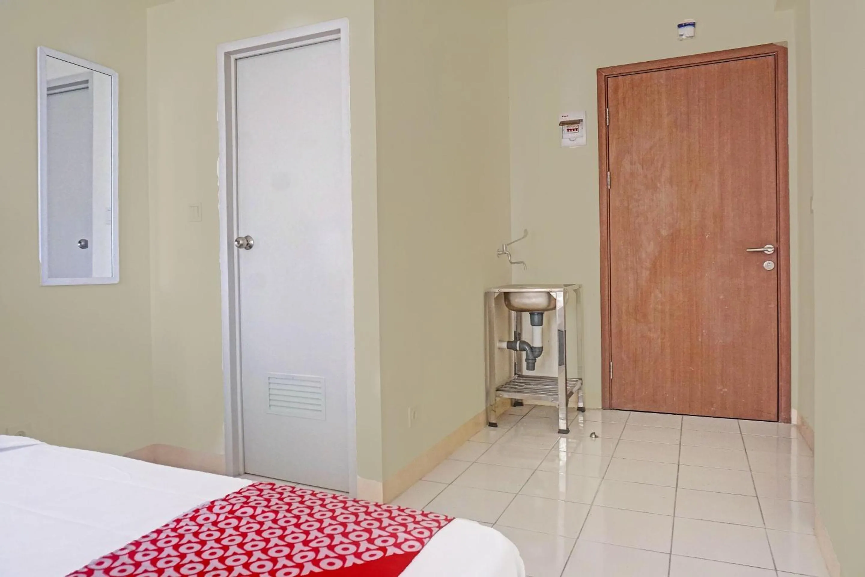 Bedroom, Bed in OYO 91217 Skyland @ Pgv Near Gunung Putri