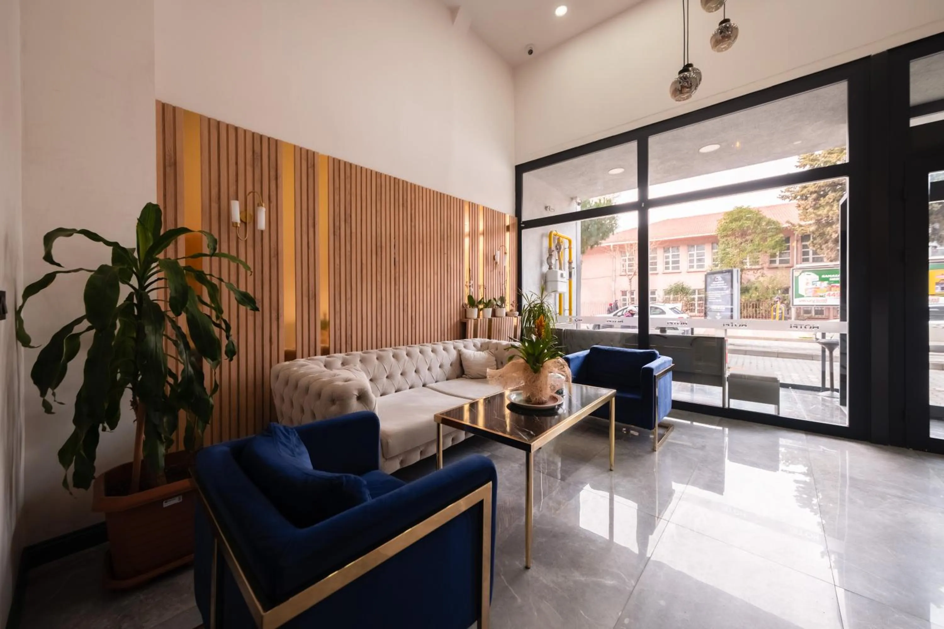 Property building in Polek Hotel