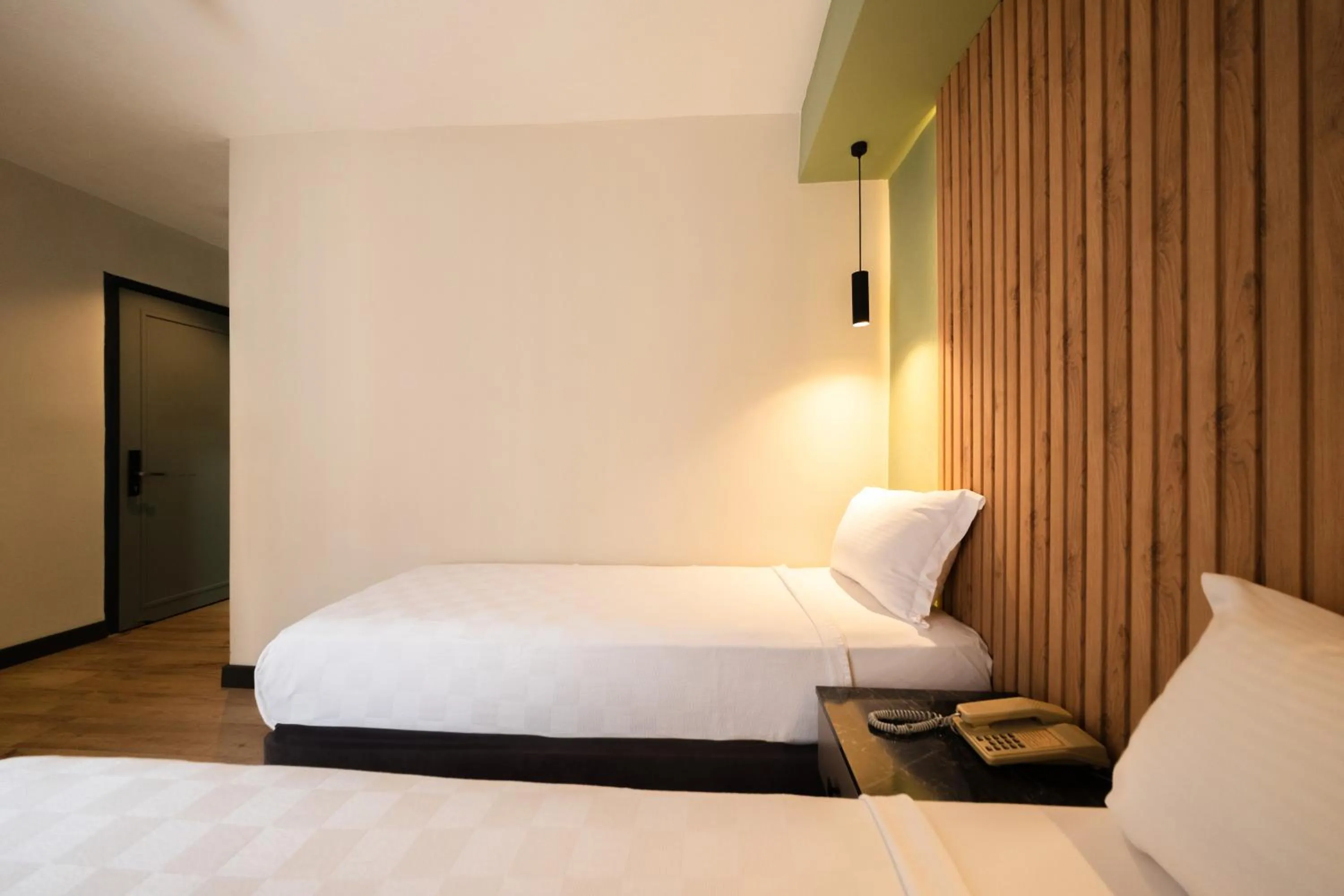 Photo of the whole room, Bed in Polek Hotel