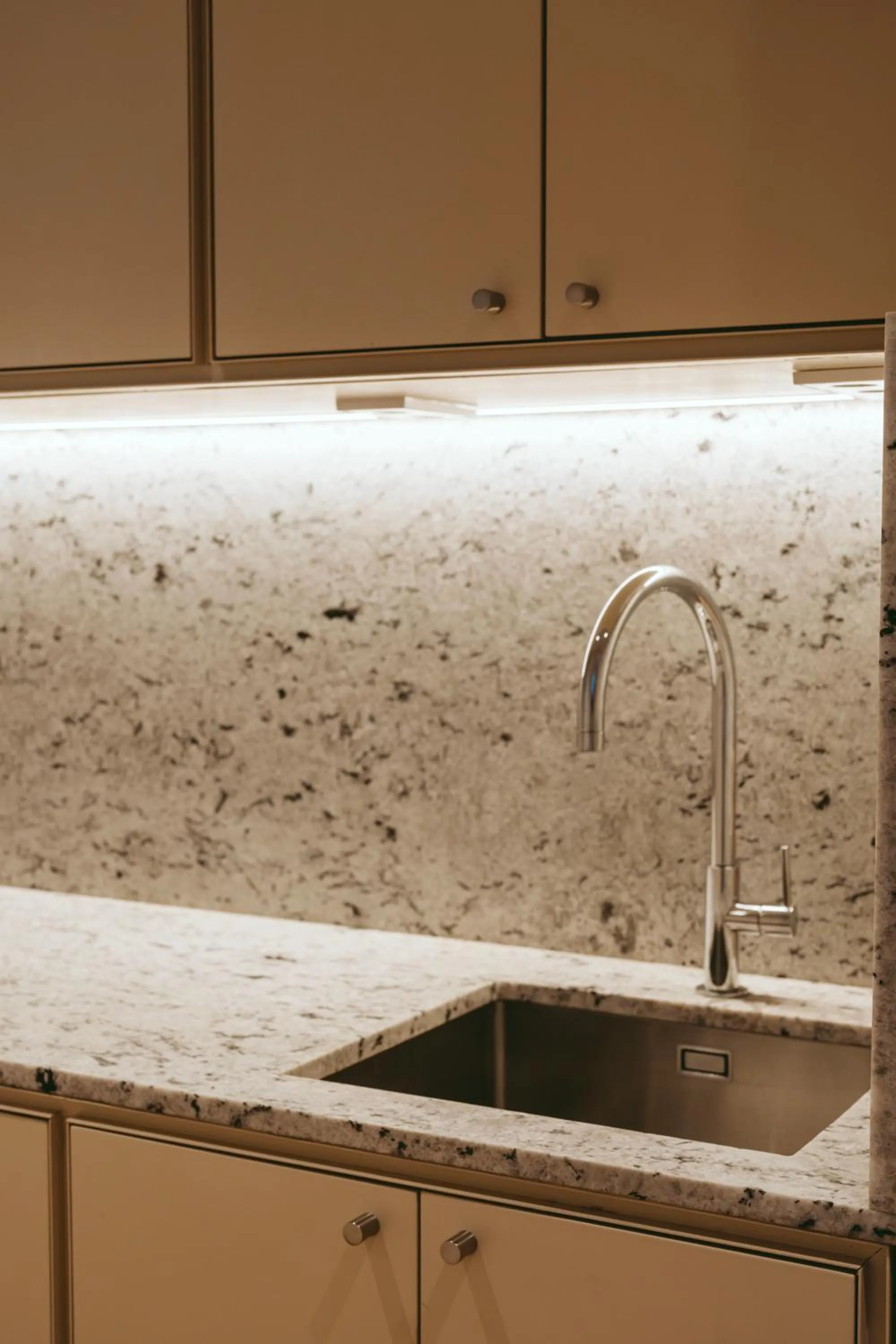 Kitchen or kitchenette in Rondaia, a Winery & Fincahotel-Agroturismo in Tramuntana