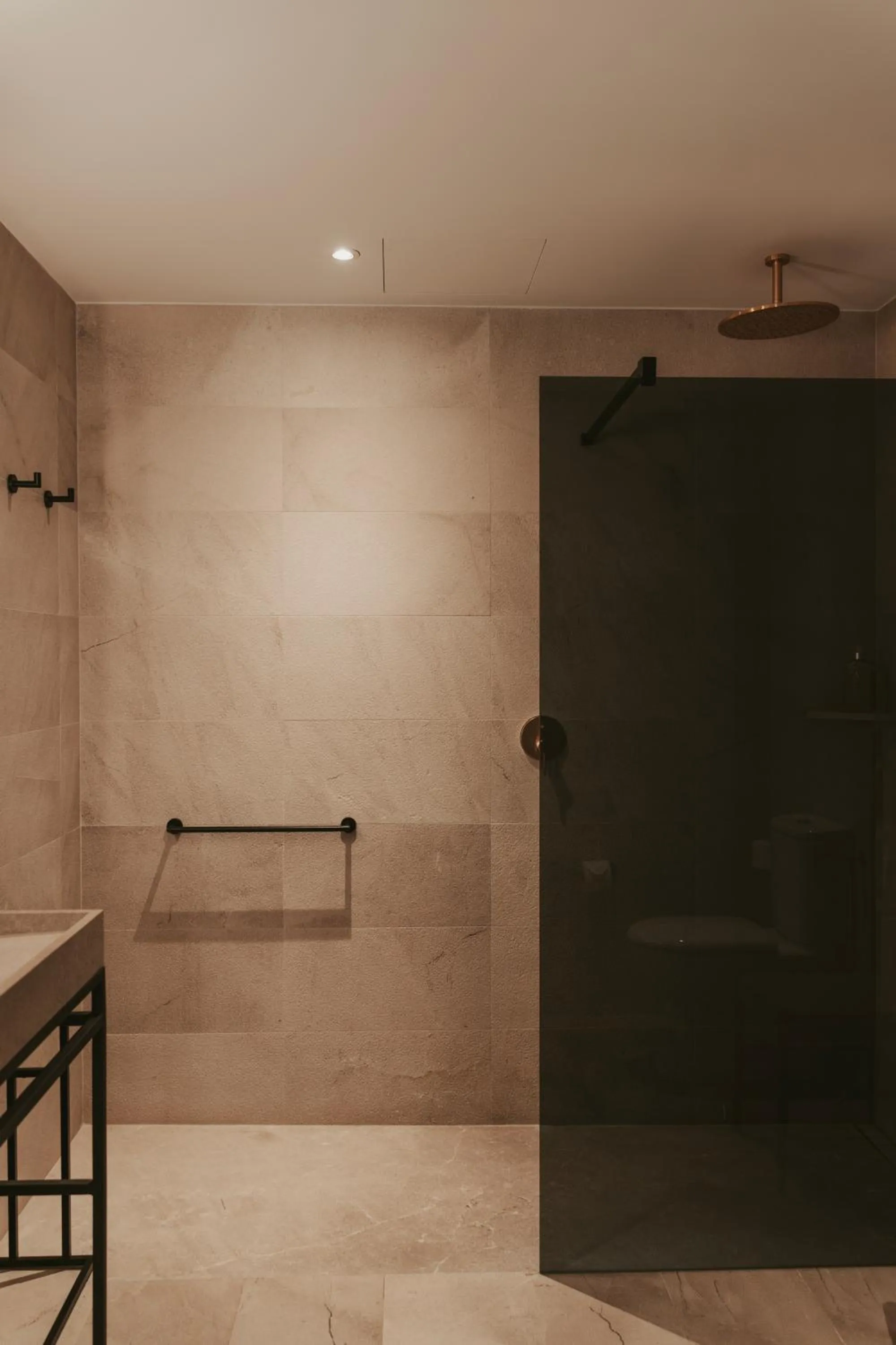 Shower in Rondaia, a Winery & Fincahotel-Agroturismo in Tramuntana