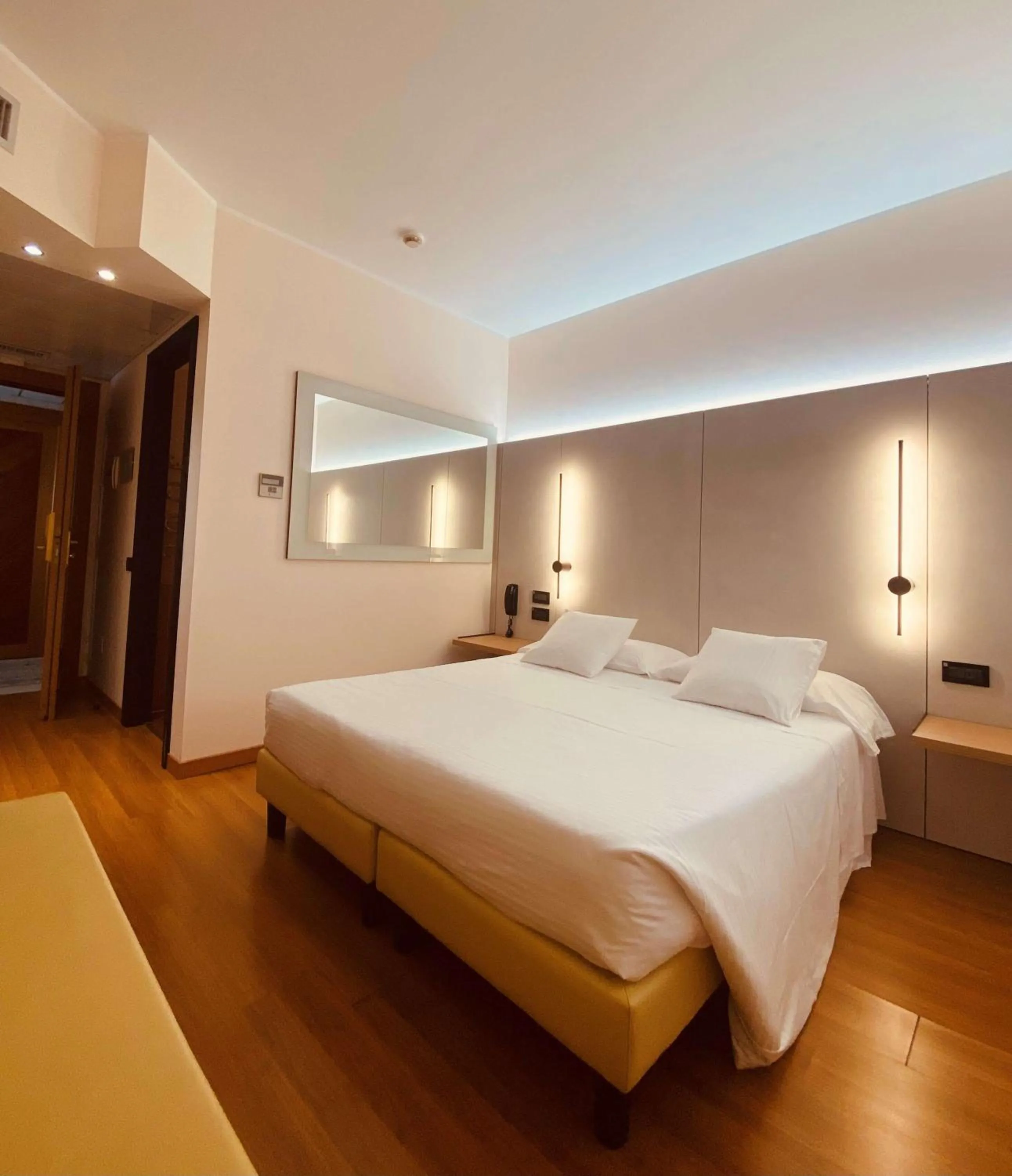 Bedroom, Bed in Best Western Hotel Solaf