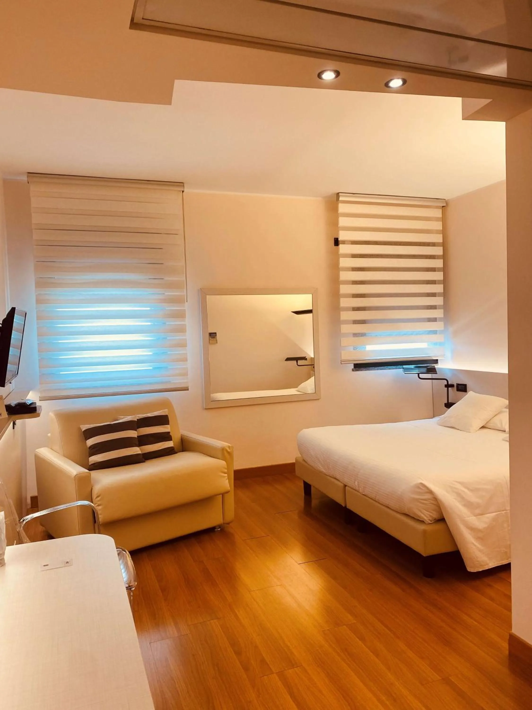 Bedroom, Bed in Best Western Hotel Solaf