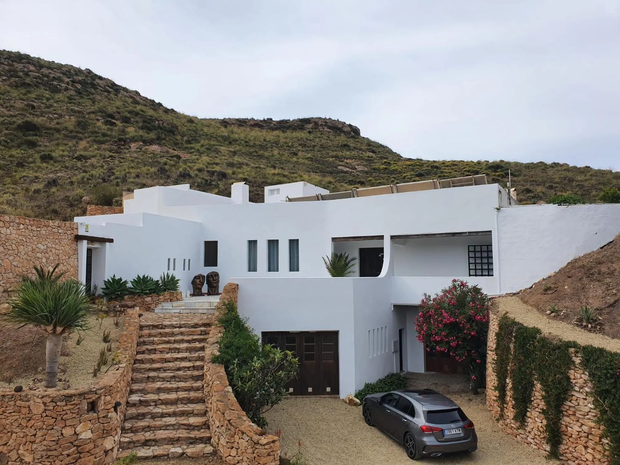 Property building in Casa Biank