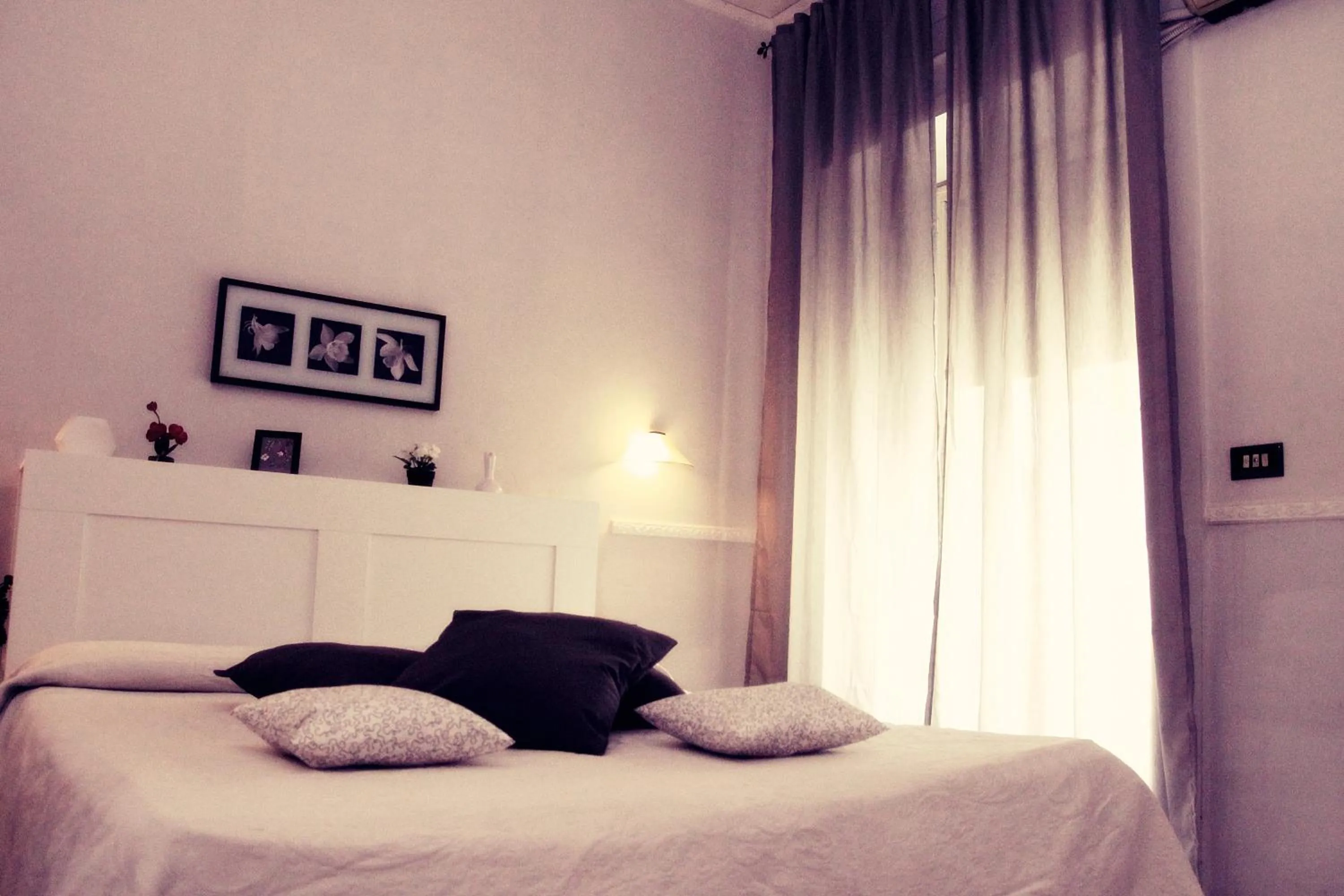 Photo of the whole room, Bed in Hotel Luna Rossa