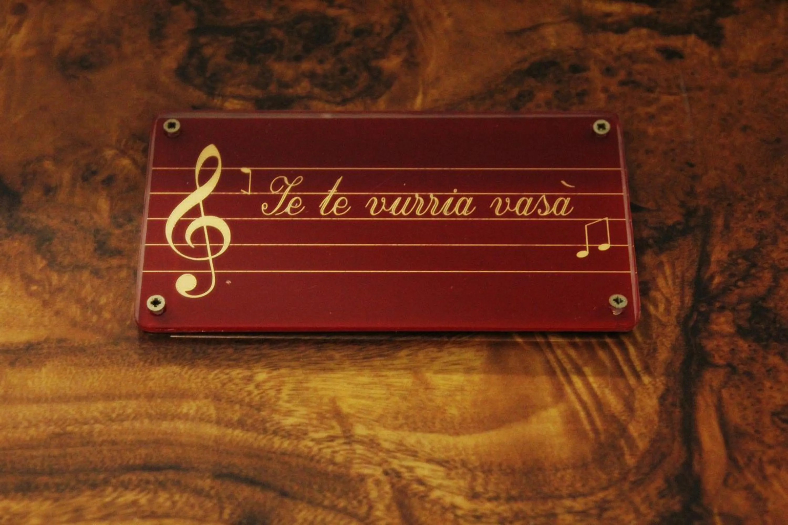 Decorative detail in Hotel Luna Rossa