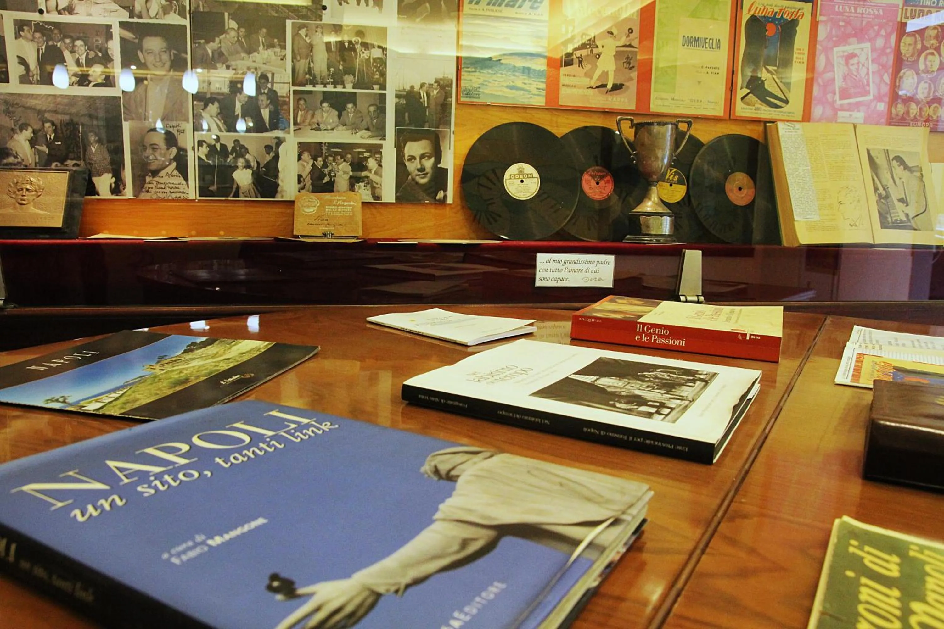 Decorative detail in Hotel Luna Rossa