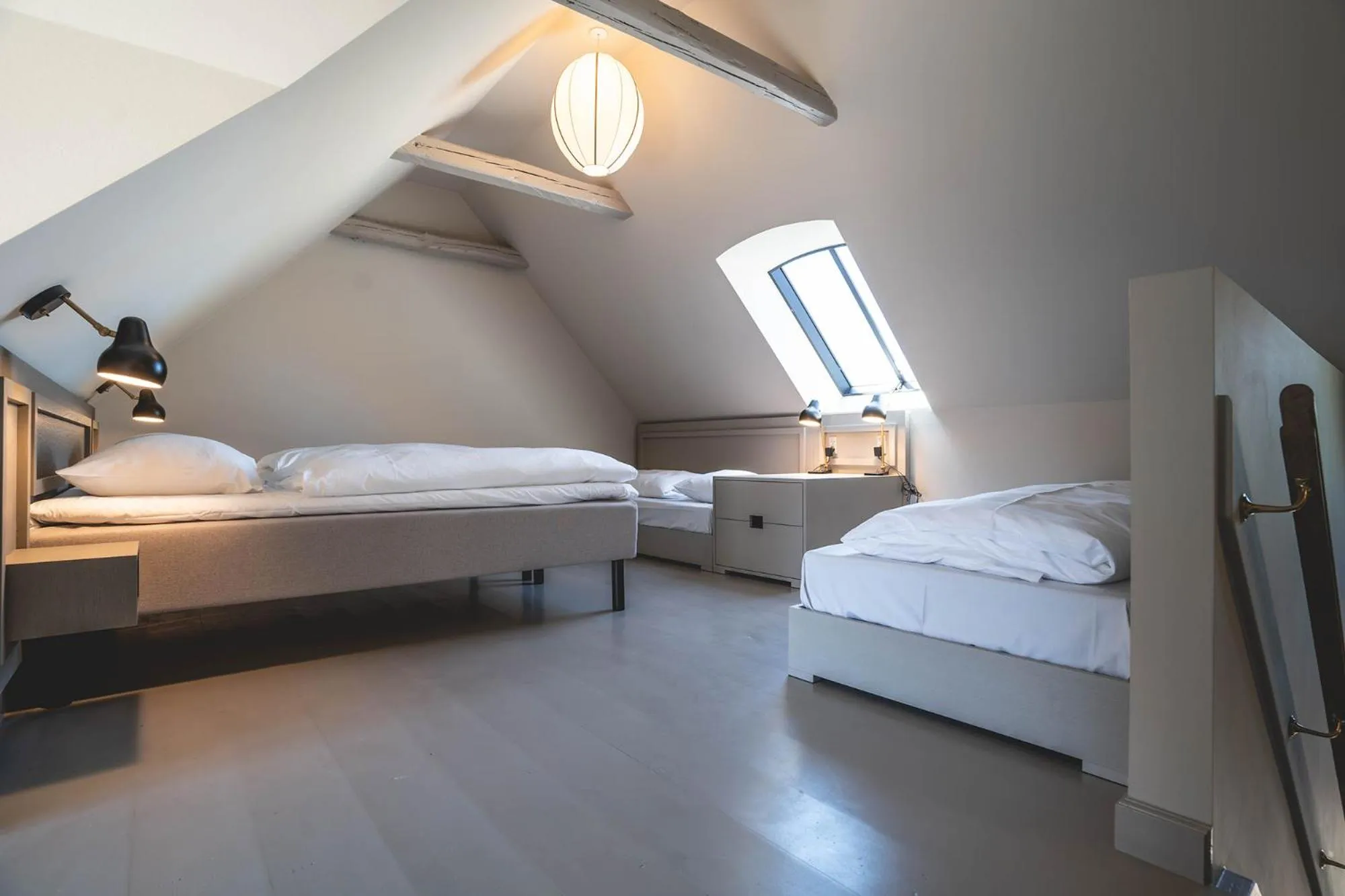 Bed in Broløkke Herregård