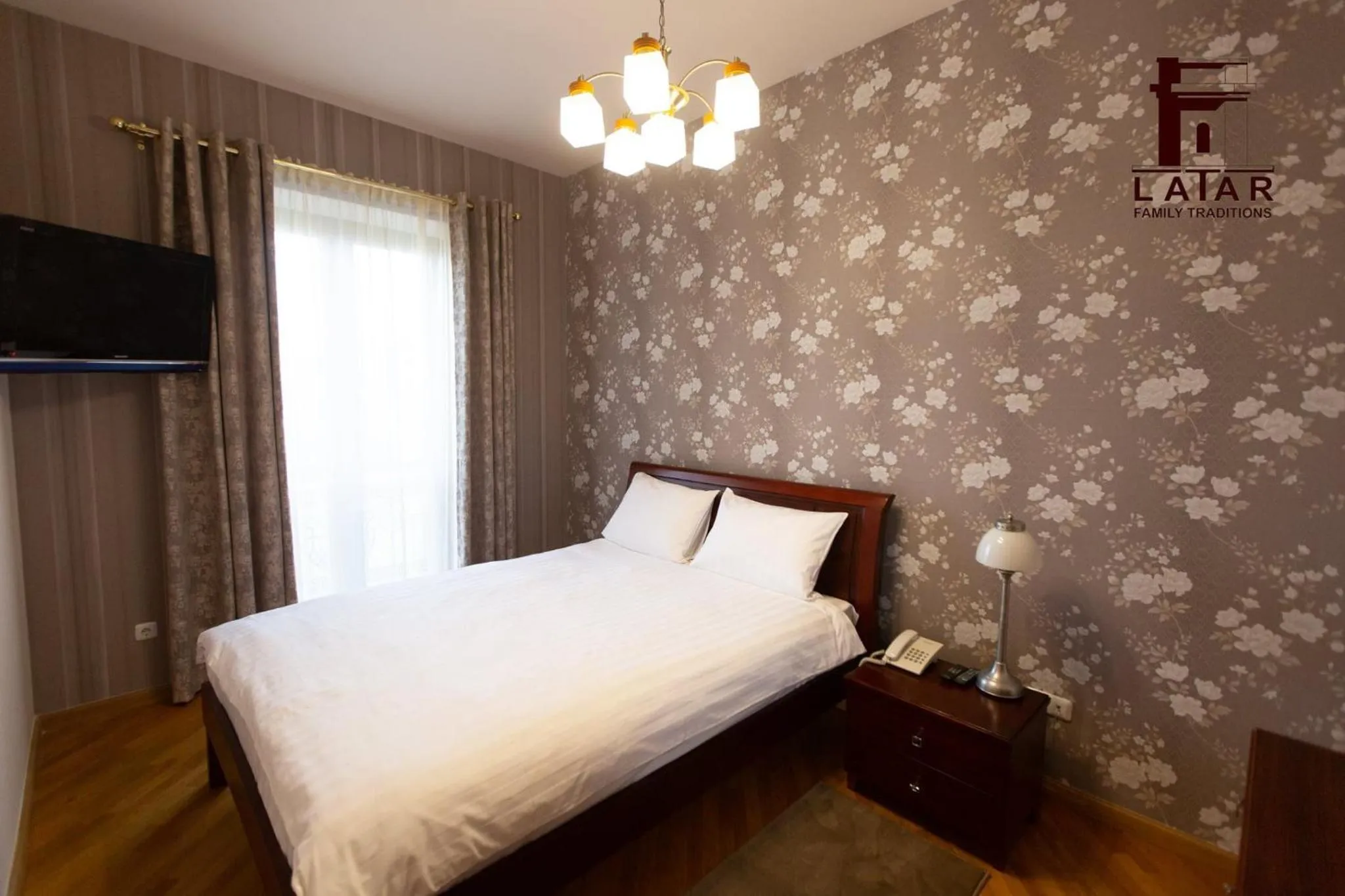 Property building, Bed in Latar Hotel Yerevan