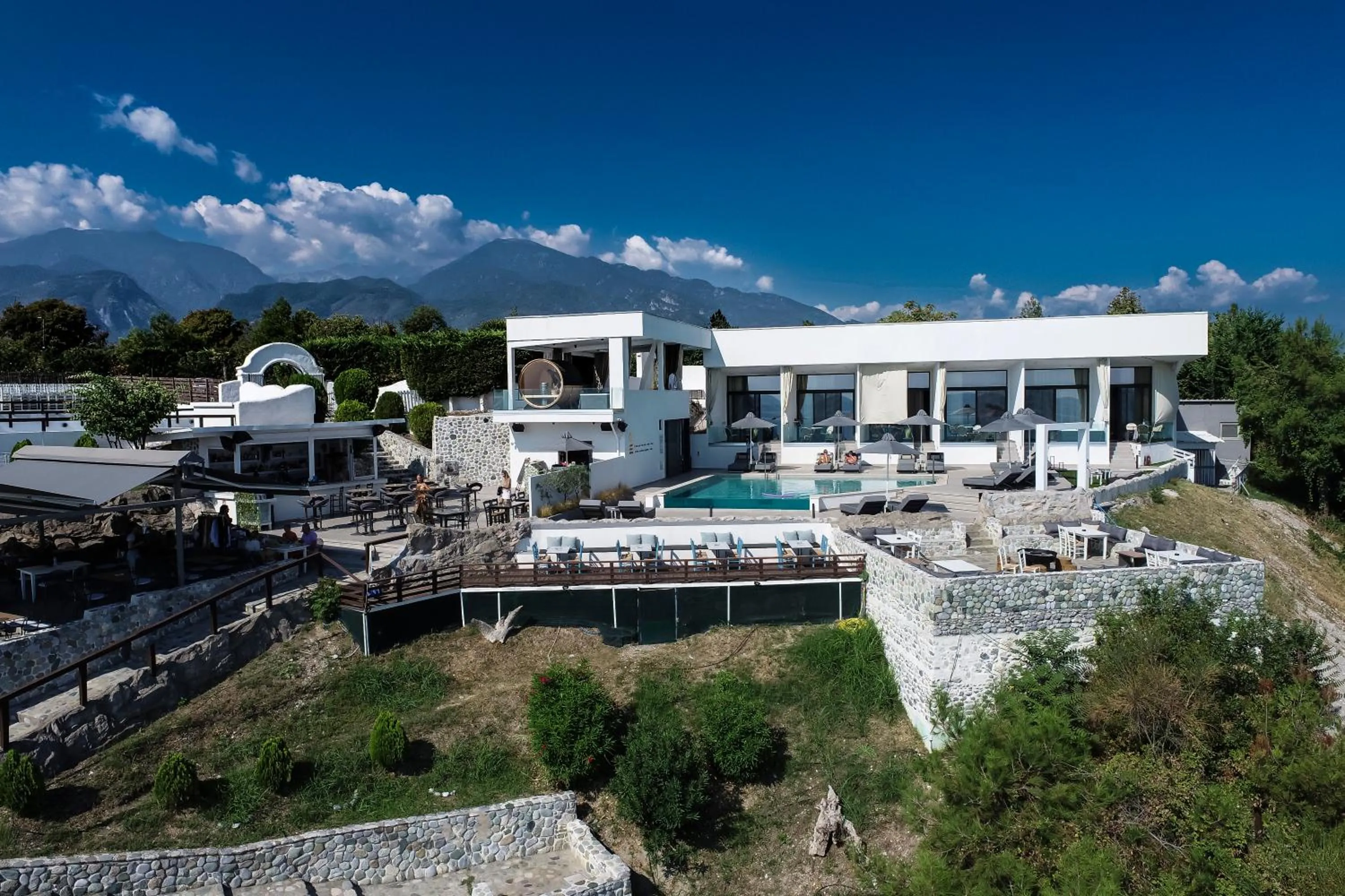 Property building in Akrotiri Olympus Luxury Suites - Adults Only